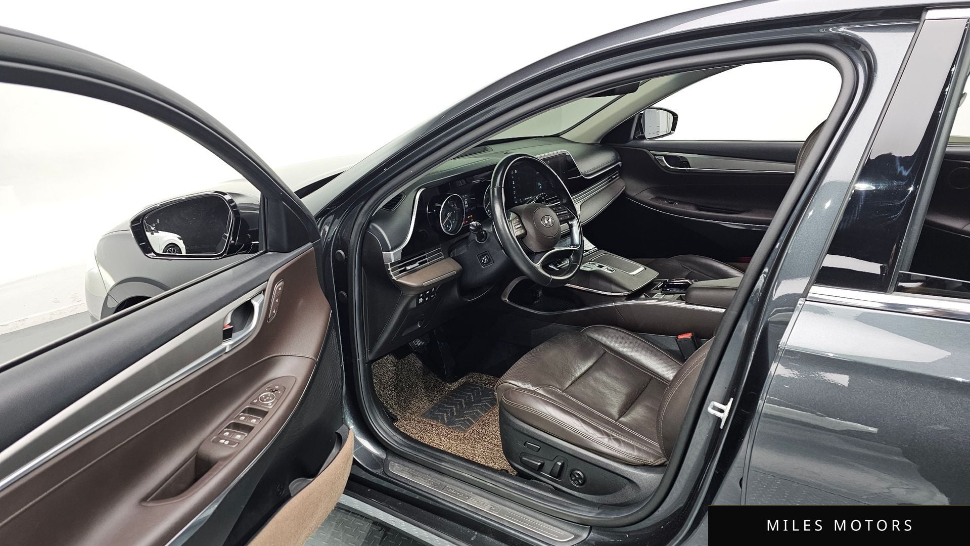 Hyundai Grandeur 2020 — миниатюра 11