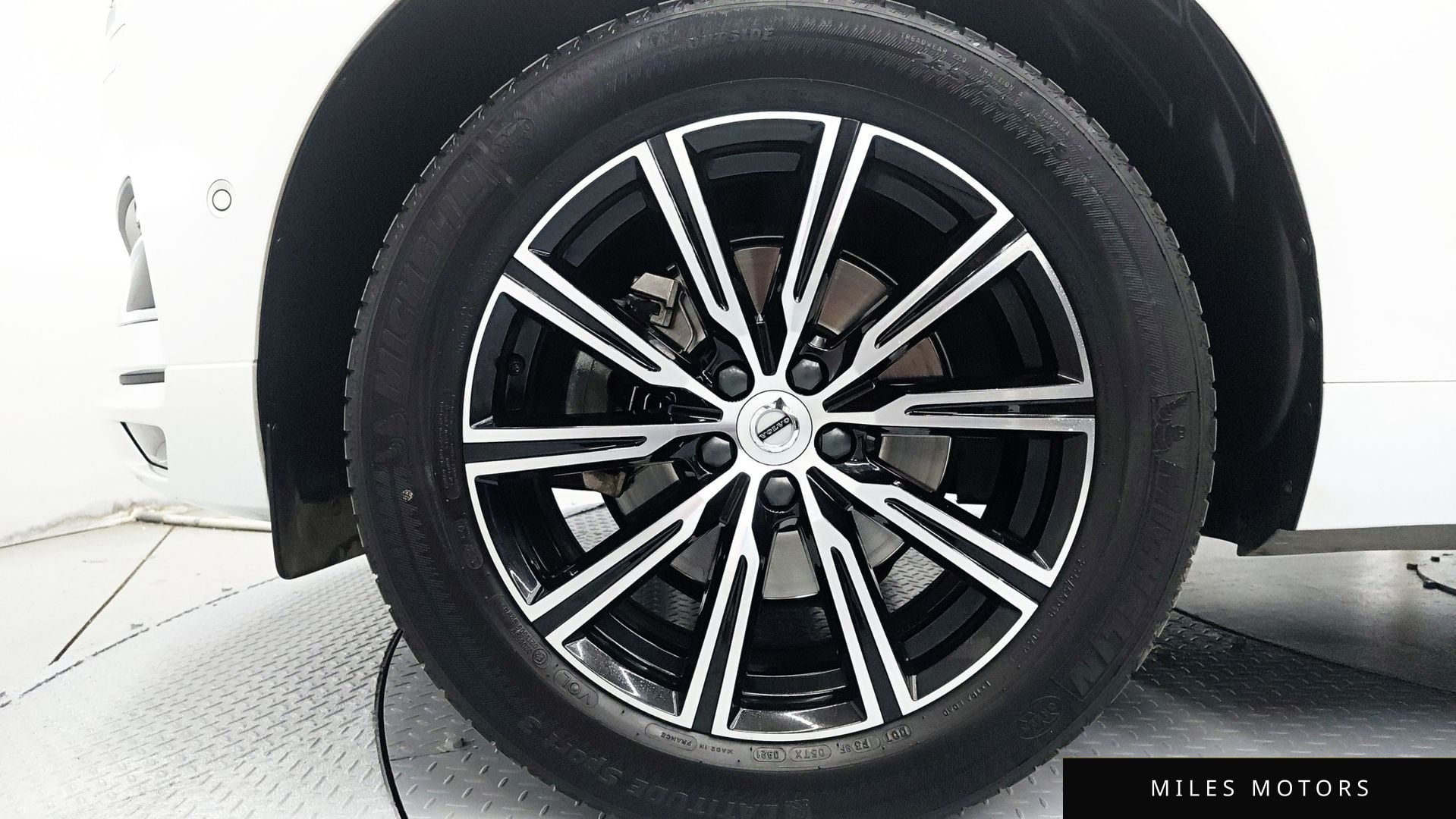 Volvo XC60 2021 — миниатюра 5