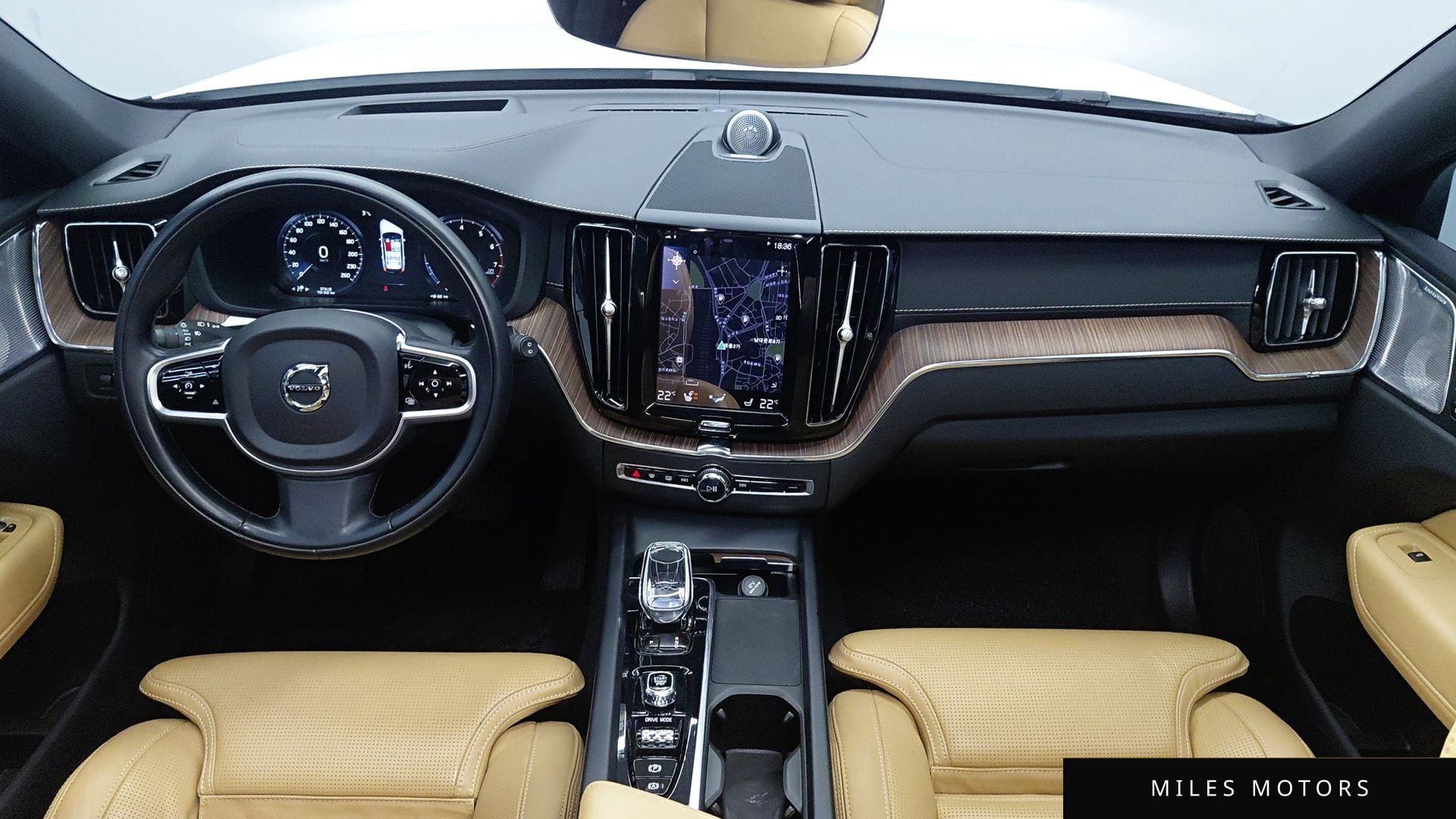 Volvo XC60 2021 — миниатюра 7