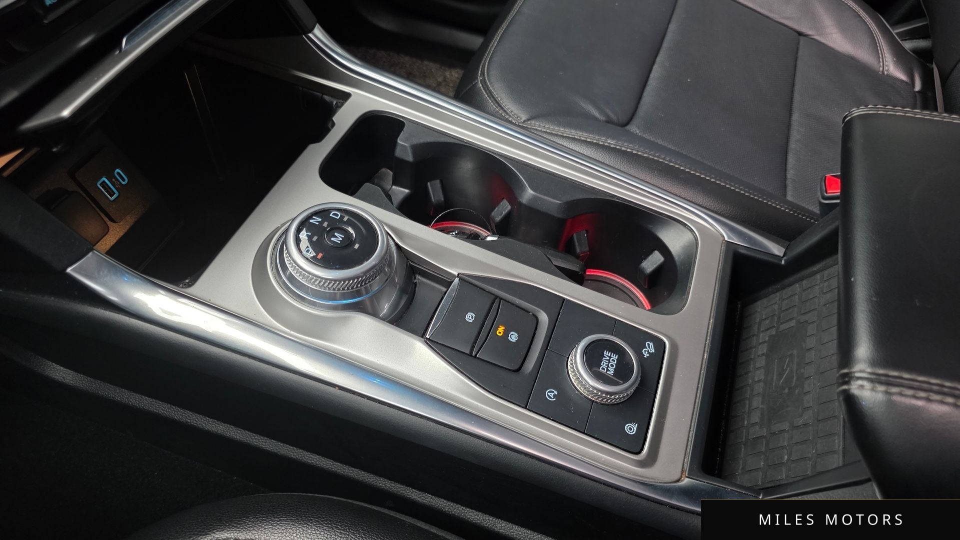 Ford Explorer 2020 — миниатюра 9
