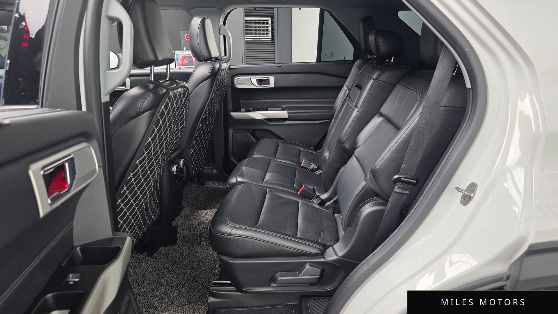 Ford Explorer 2020 — миниатюра 12