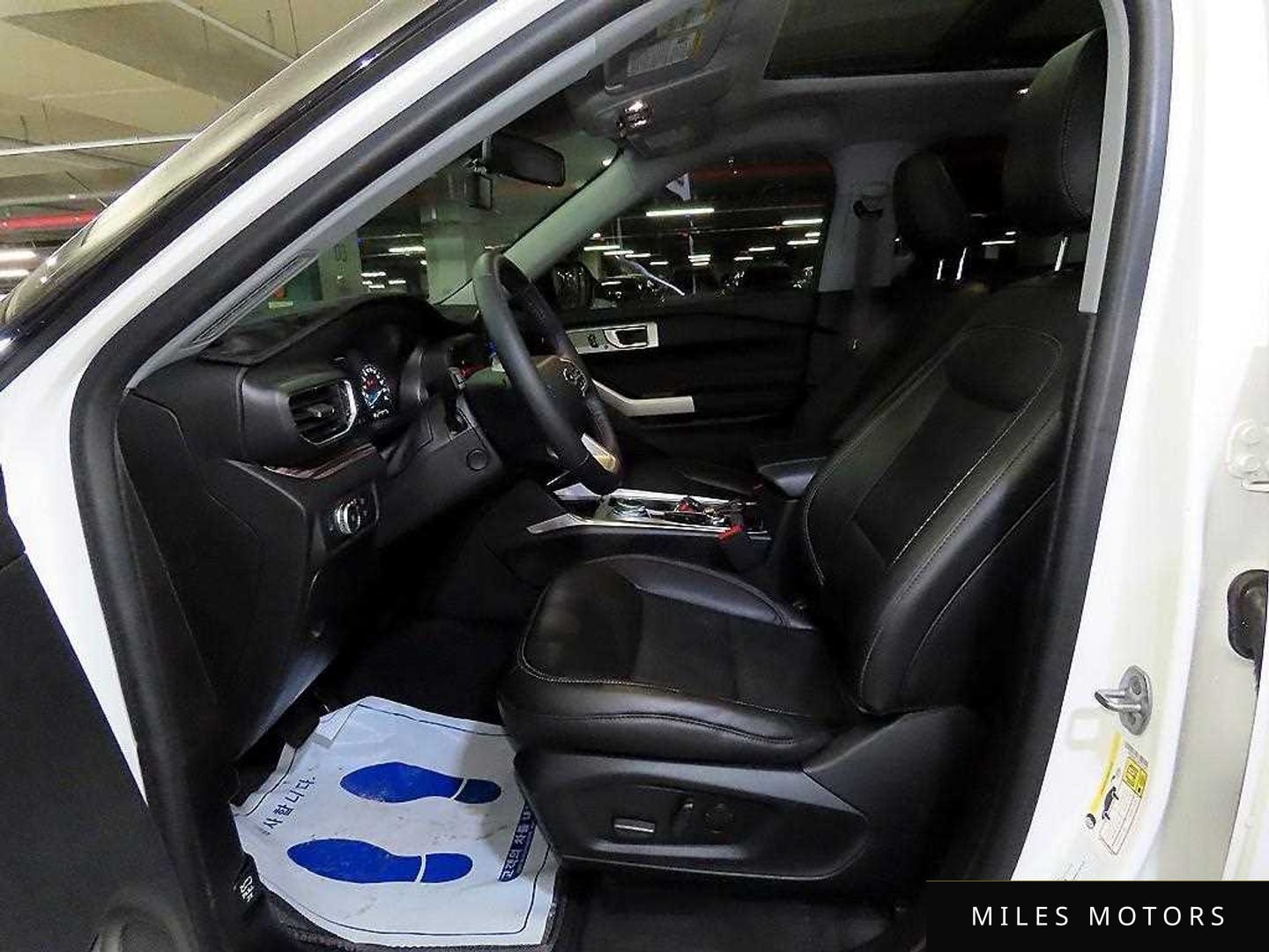 Ford Explorer 2022 — миниатюра 6