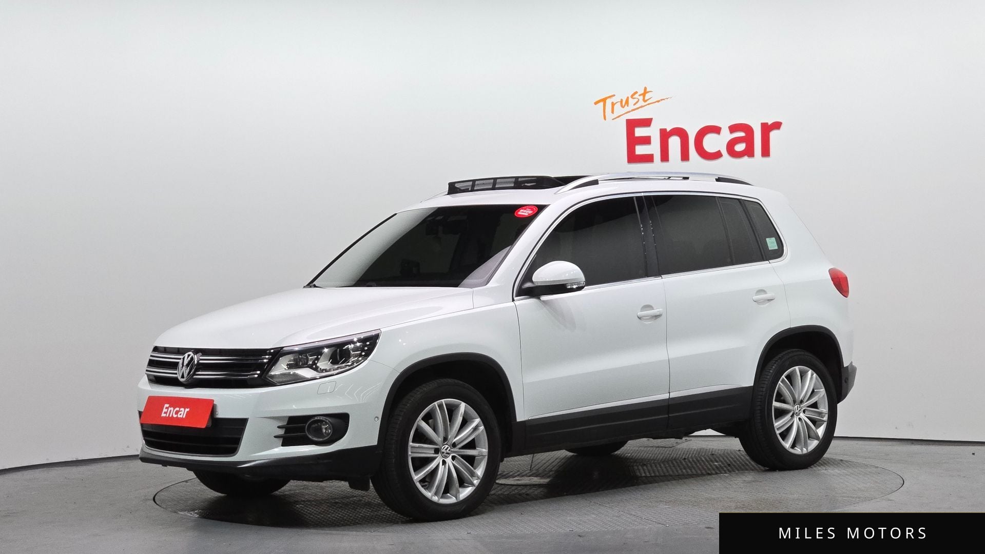 Volkswagen Tiguan 2015 — фото 1 из 12