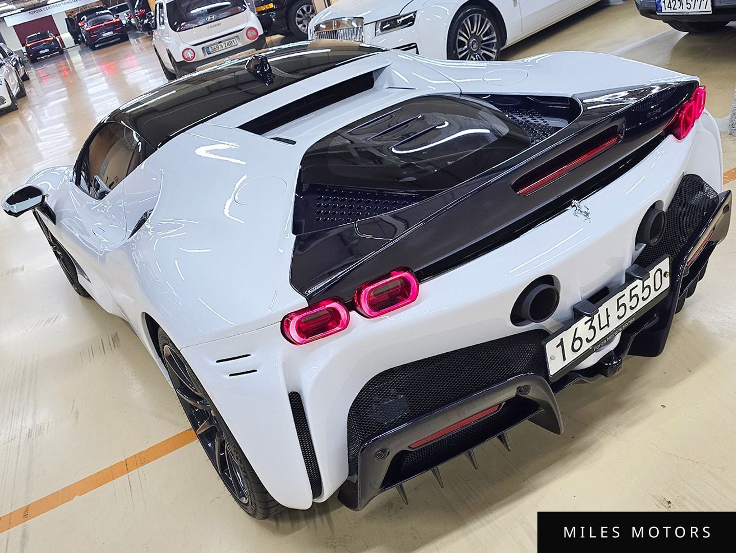 Ferrari SF90 스트라달레 2022 — миниатюра 5