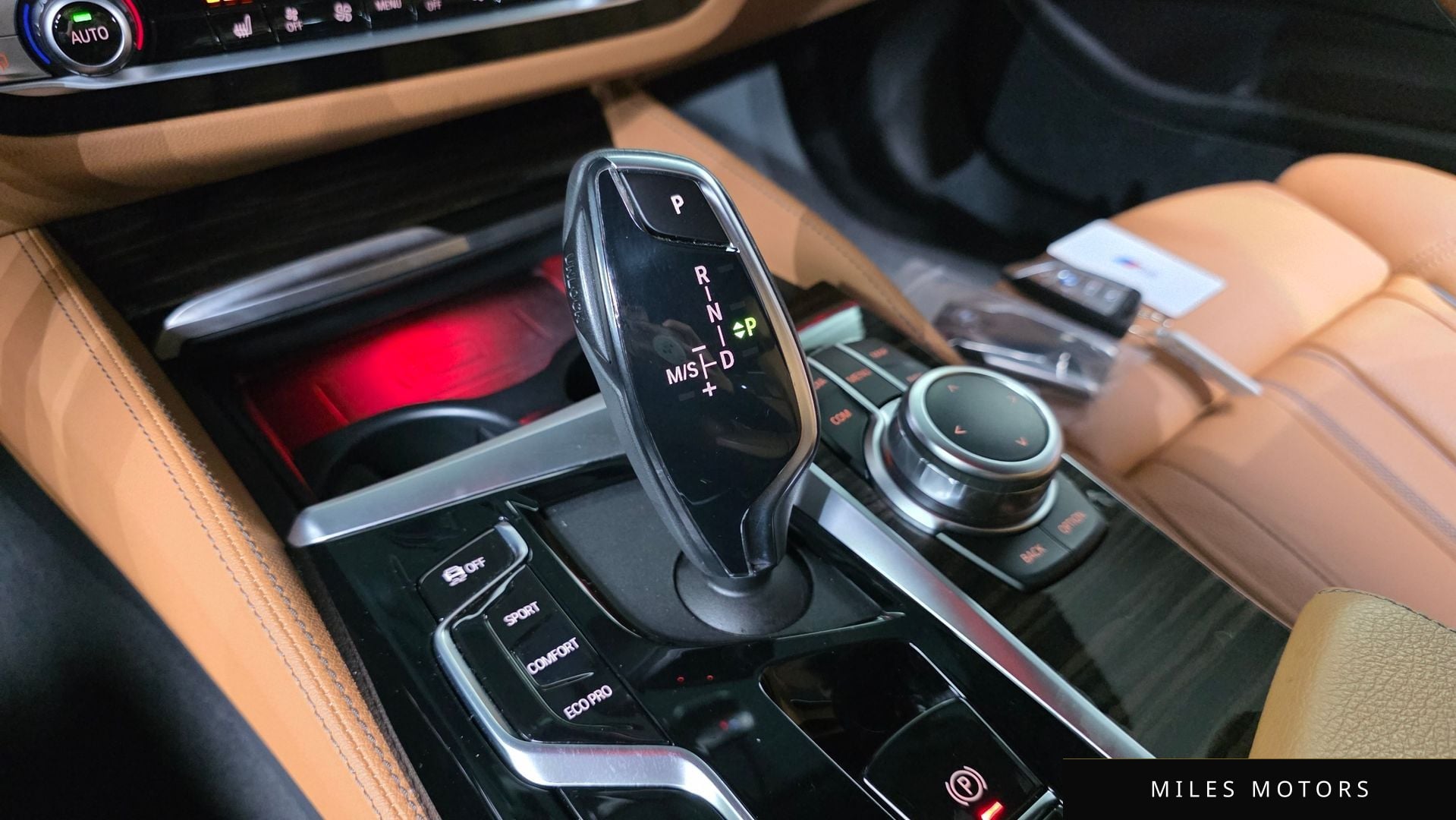 BMW 5 Series (G30) 2022 — миниатюра 9