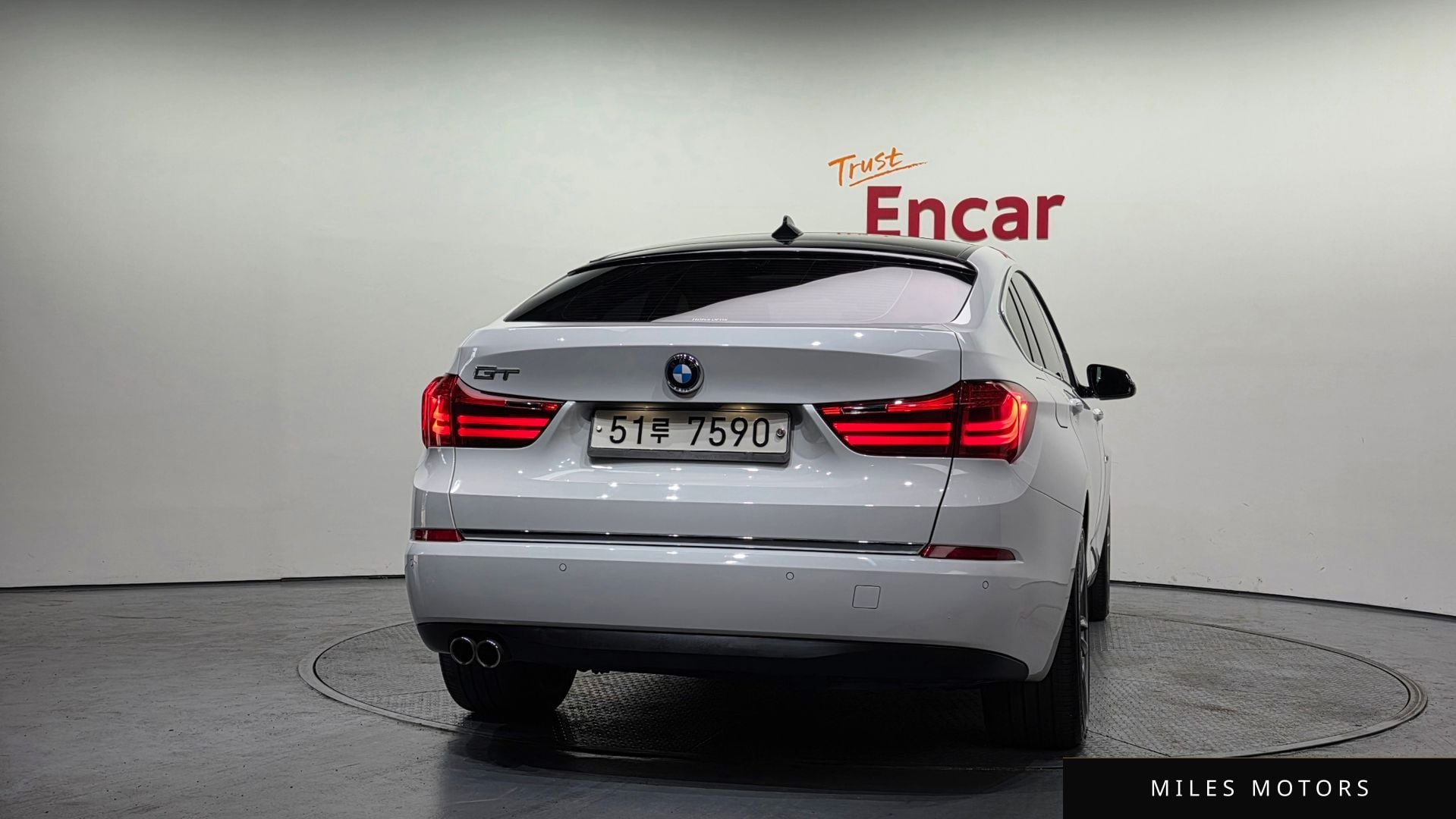BMW 5시리즈 GT (F07) 2015 — миниатюра 4