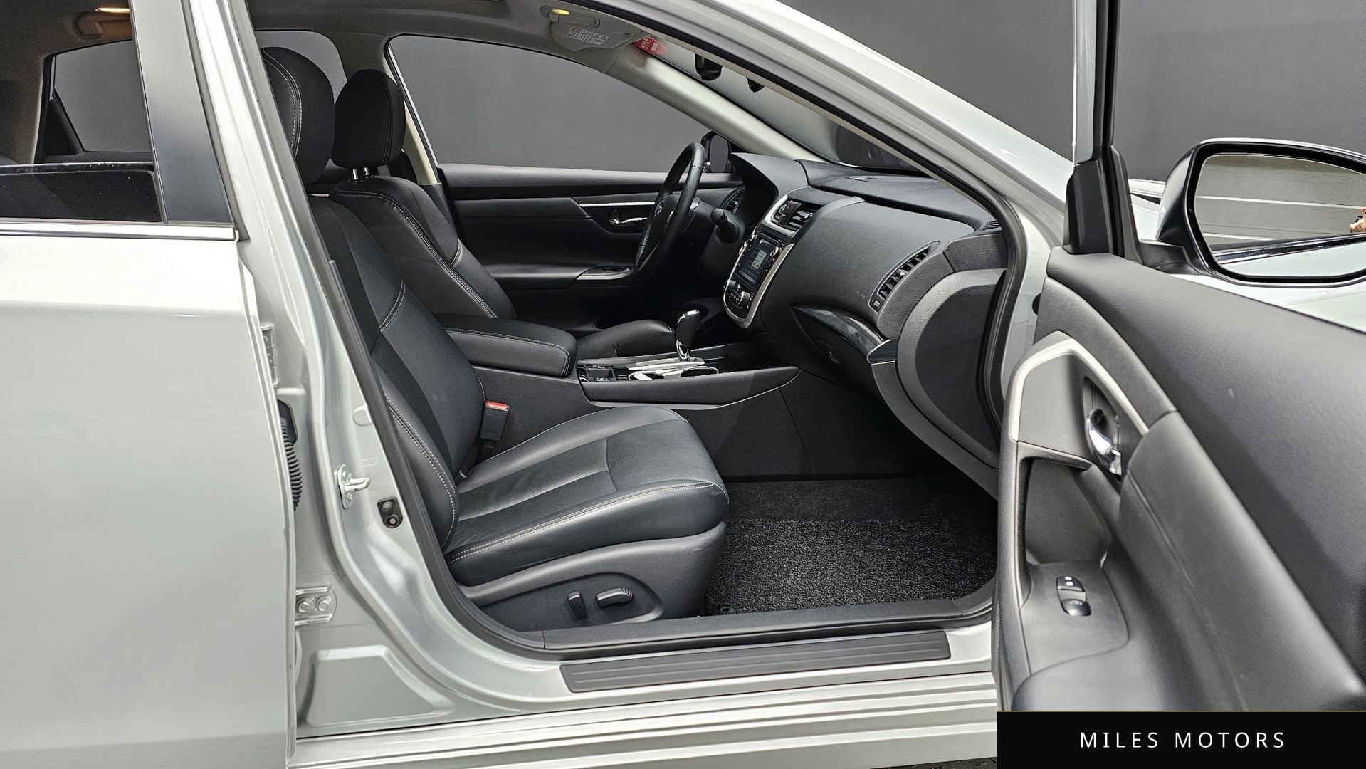 Nissan Altima 2017 — миниатюра 11