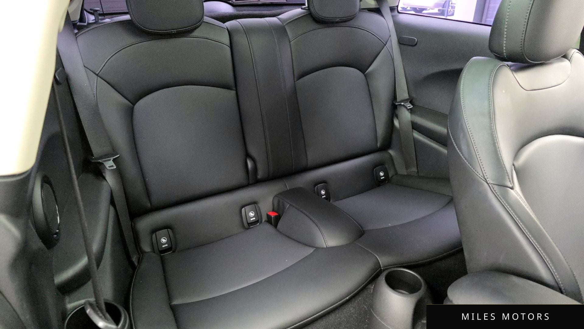 MINI Cooper D 2019 — миниатюра 12