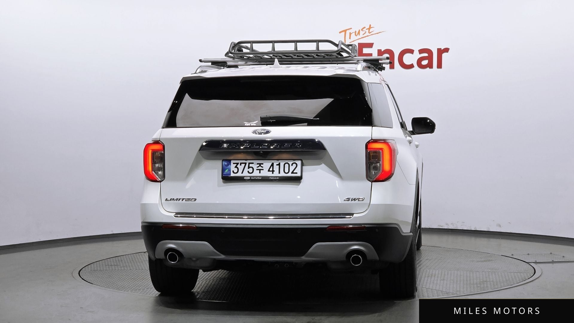 Ford Explorer 2021 — миниатюра 4