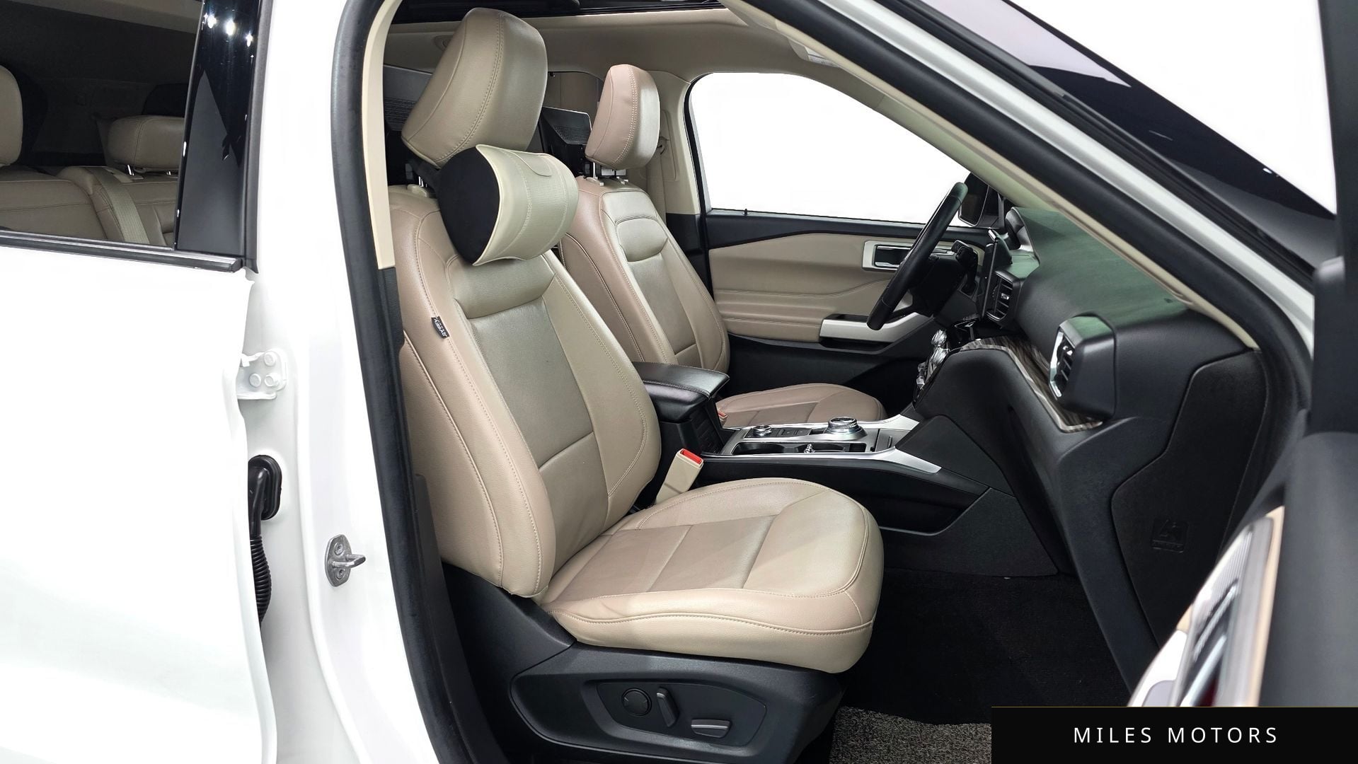 Ford Explorer 2021 — миниатюра 10