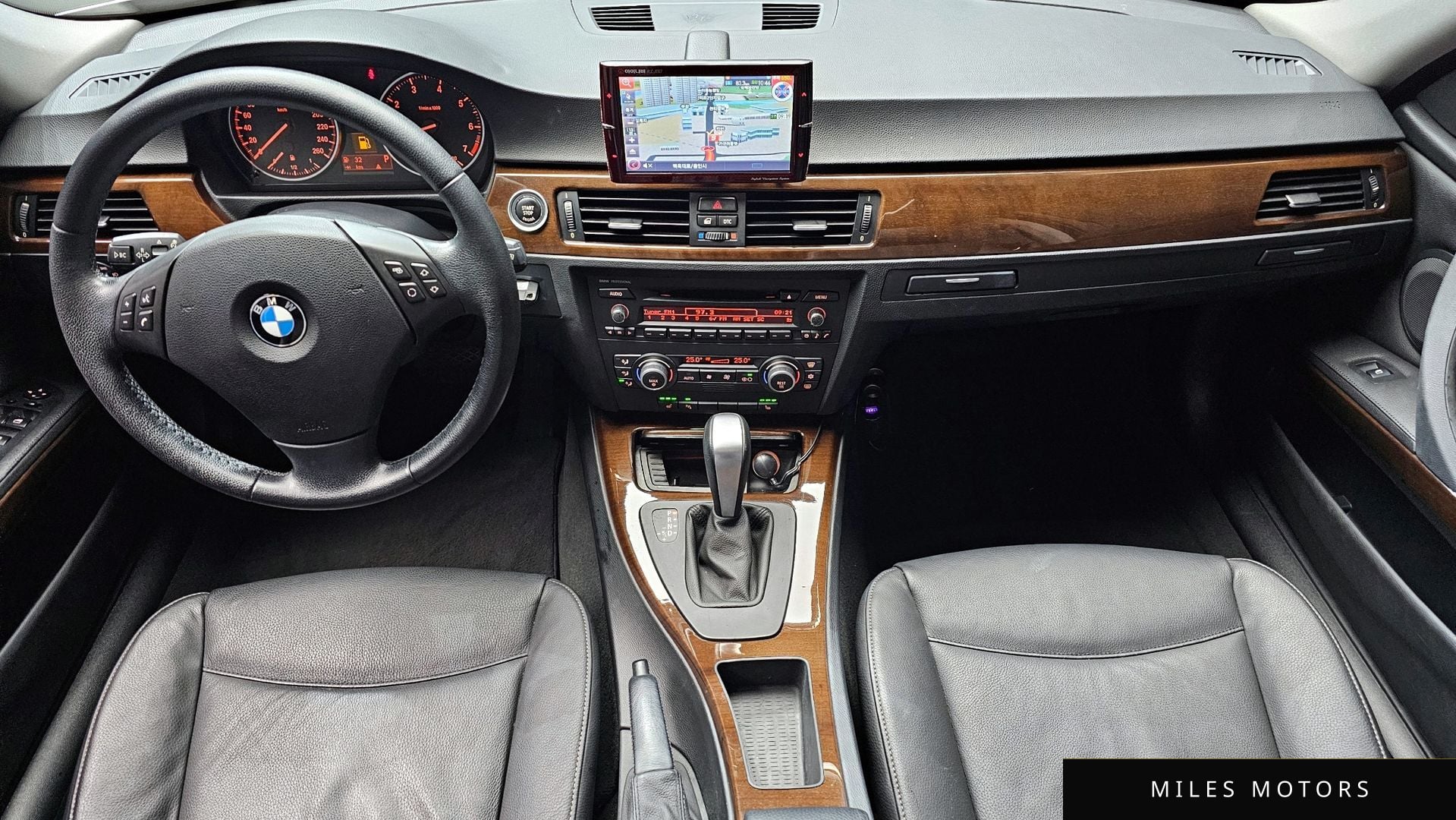 BMW 3시리즈 (E90) 2009 — миниатюра 7