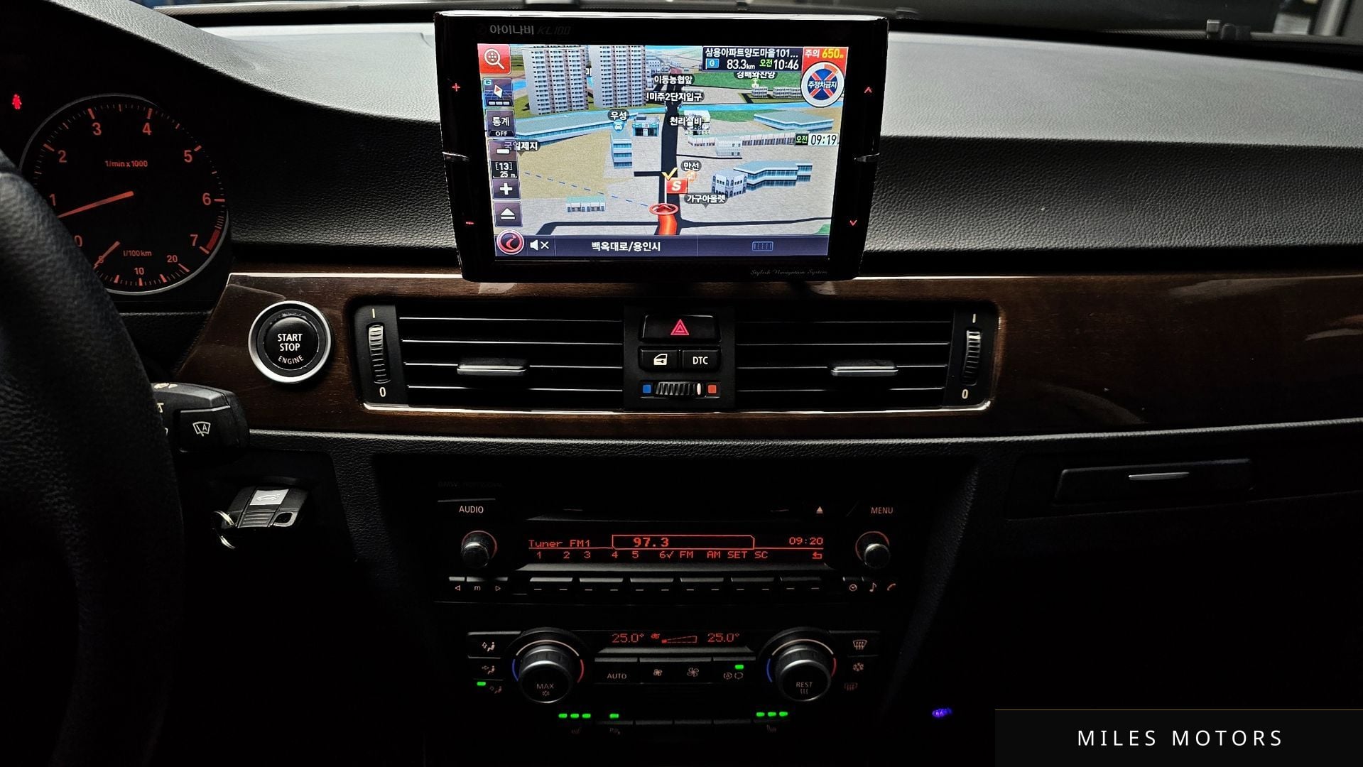 BMW 3시리즈 (E90) 2009 — миниатюра 14