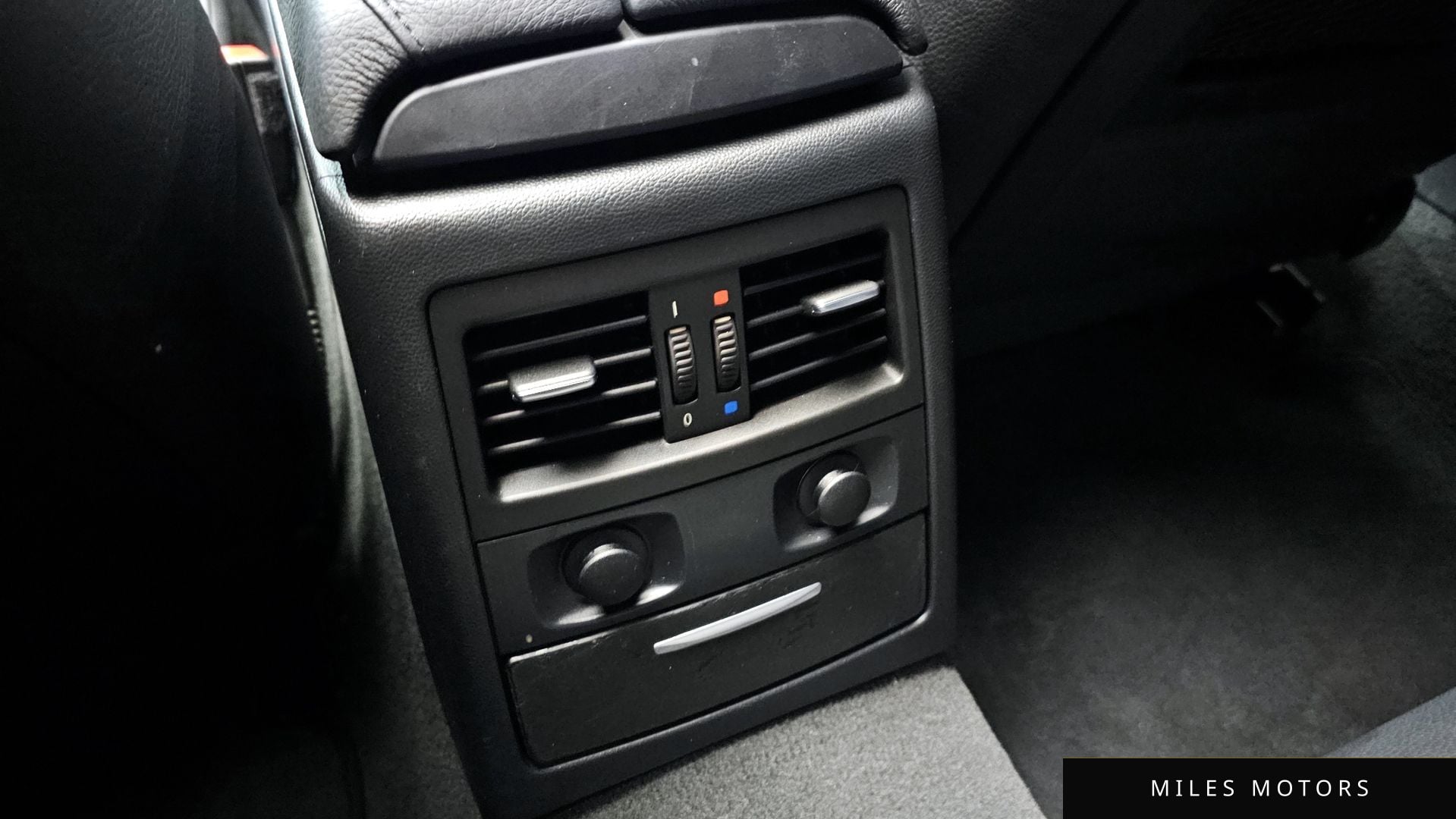 BMW 3시리즈 (E90) 2009 — миниатюра 17