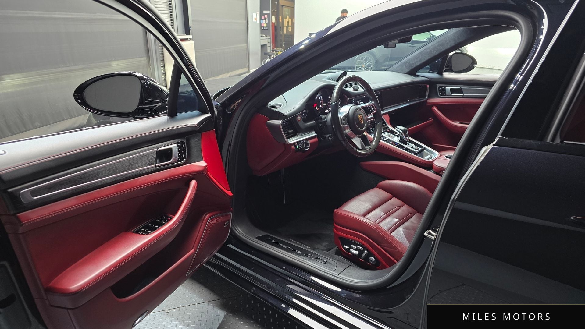 Porsche Panamera 2019 — миниатюра 10