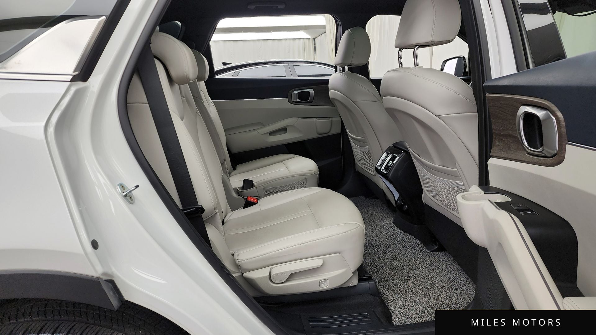 Kia Sorento 2022 — миниатюра 12