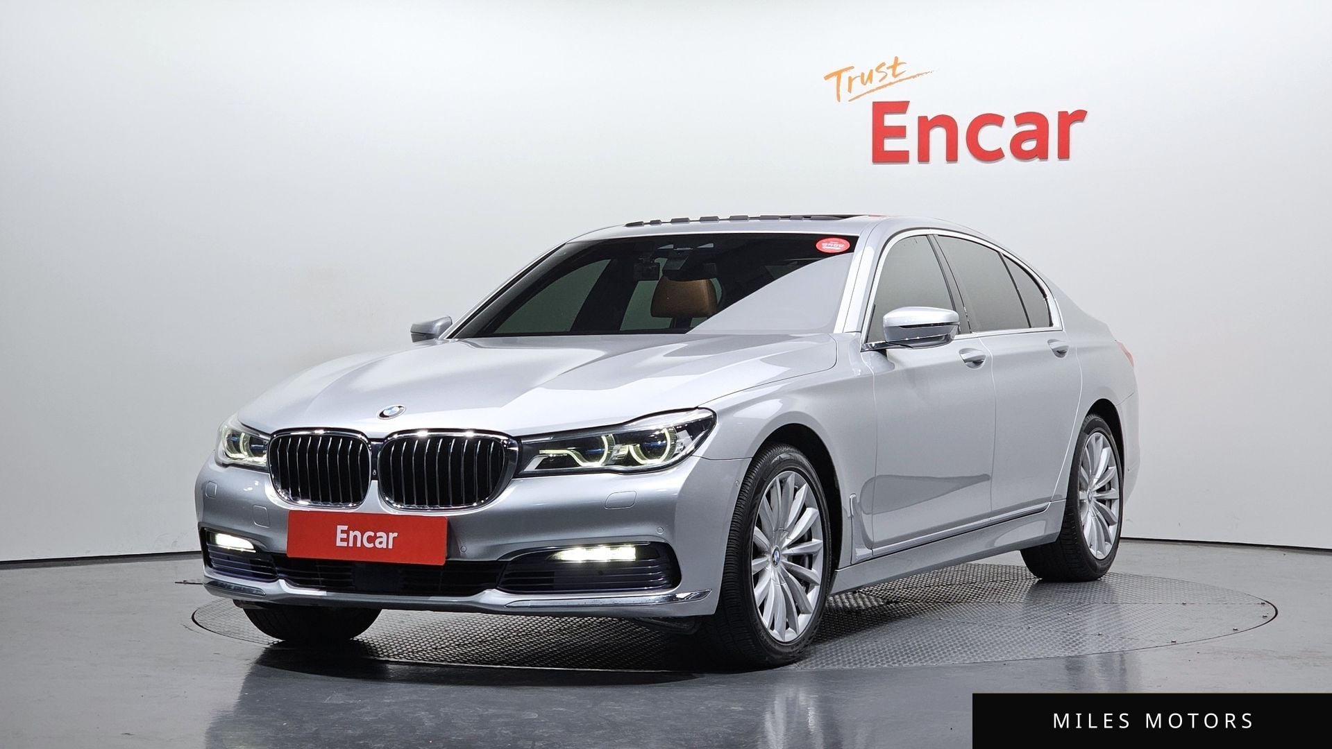 BMW 7 Series (G11) 2016 — фото 1 из 12
