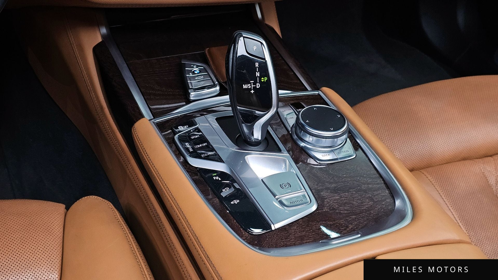 BMW 7 Series (G11) 2016 — миниатюра 9