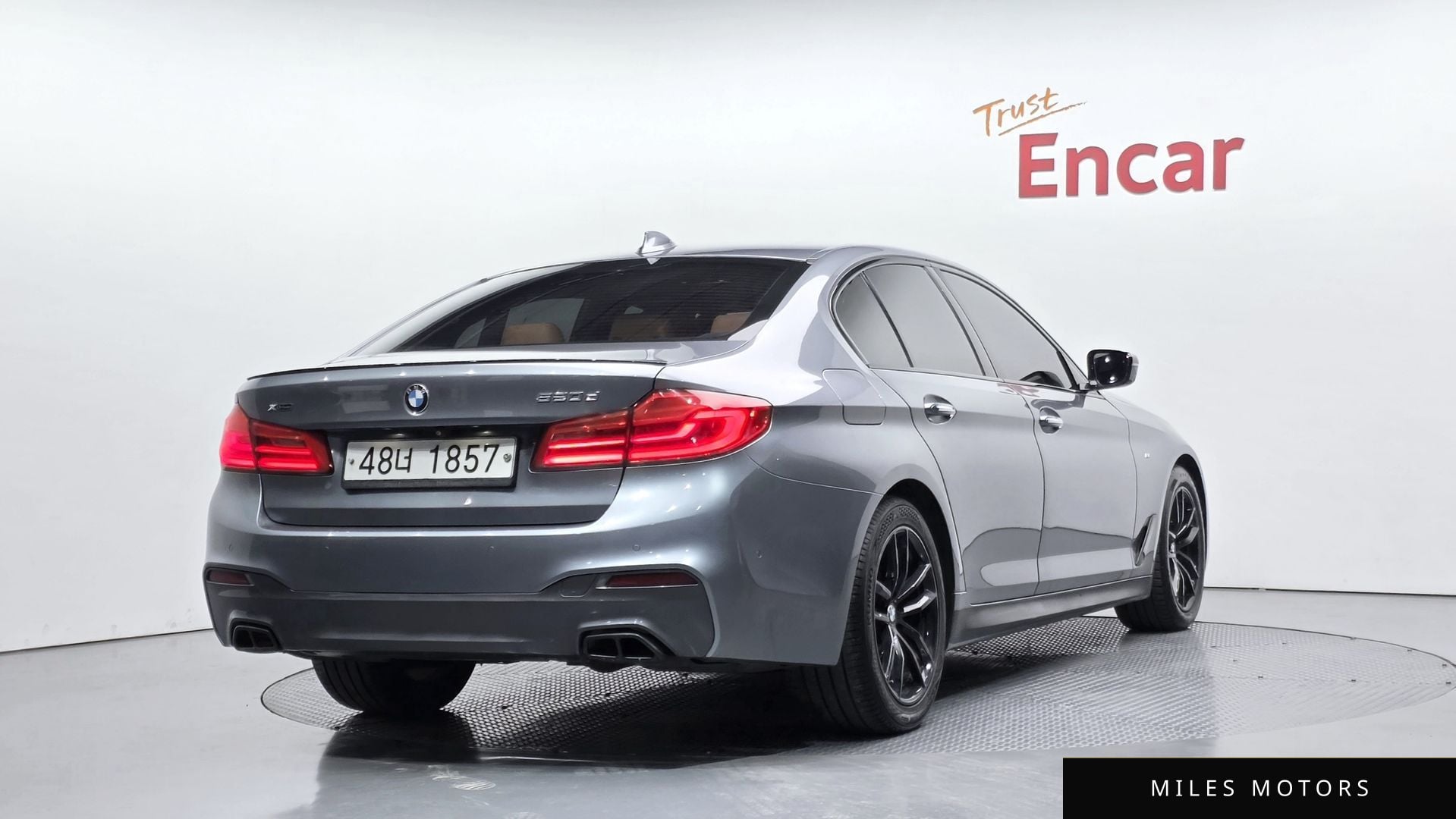BMW 5 Series (G30) 2017 — миниатюра 2