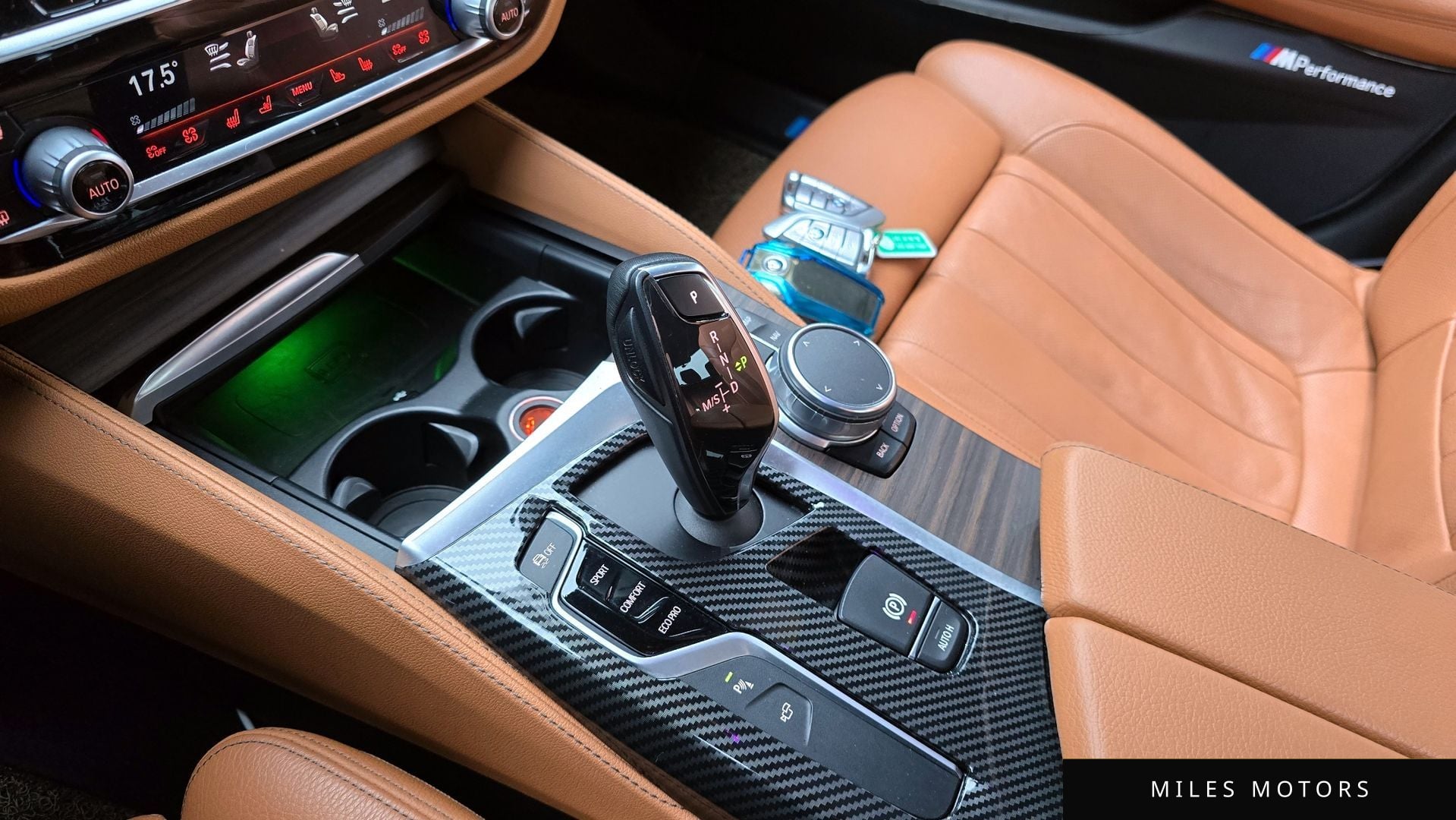 BMW 5 Series (G30) 2017 — миниатюра 9