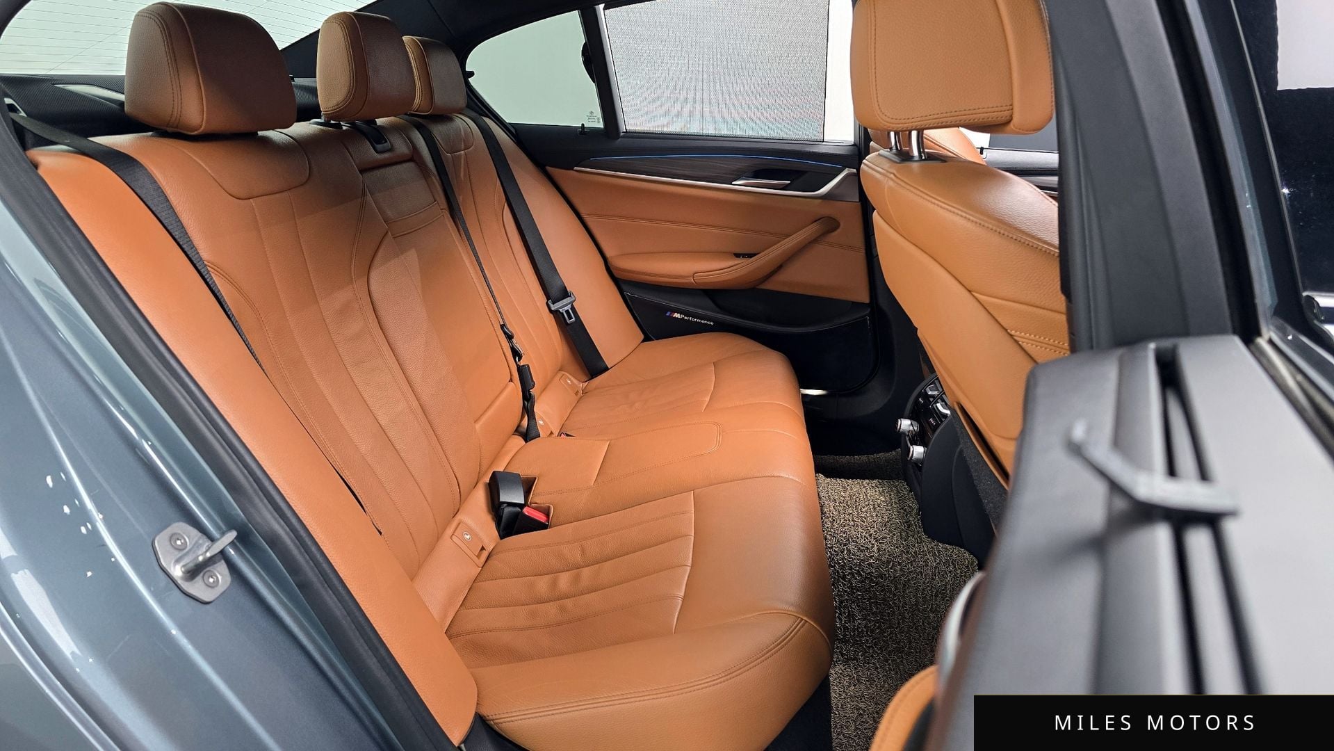 BMW 5 Series (G30) 2017 — миниатюра 12