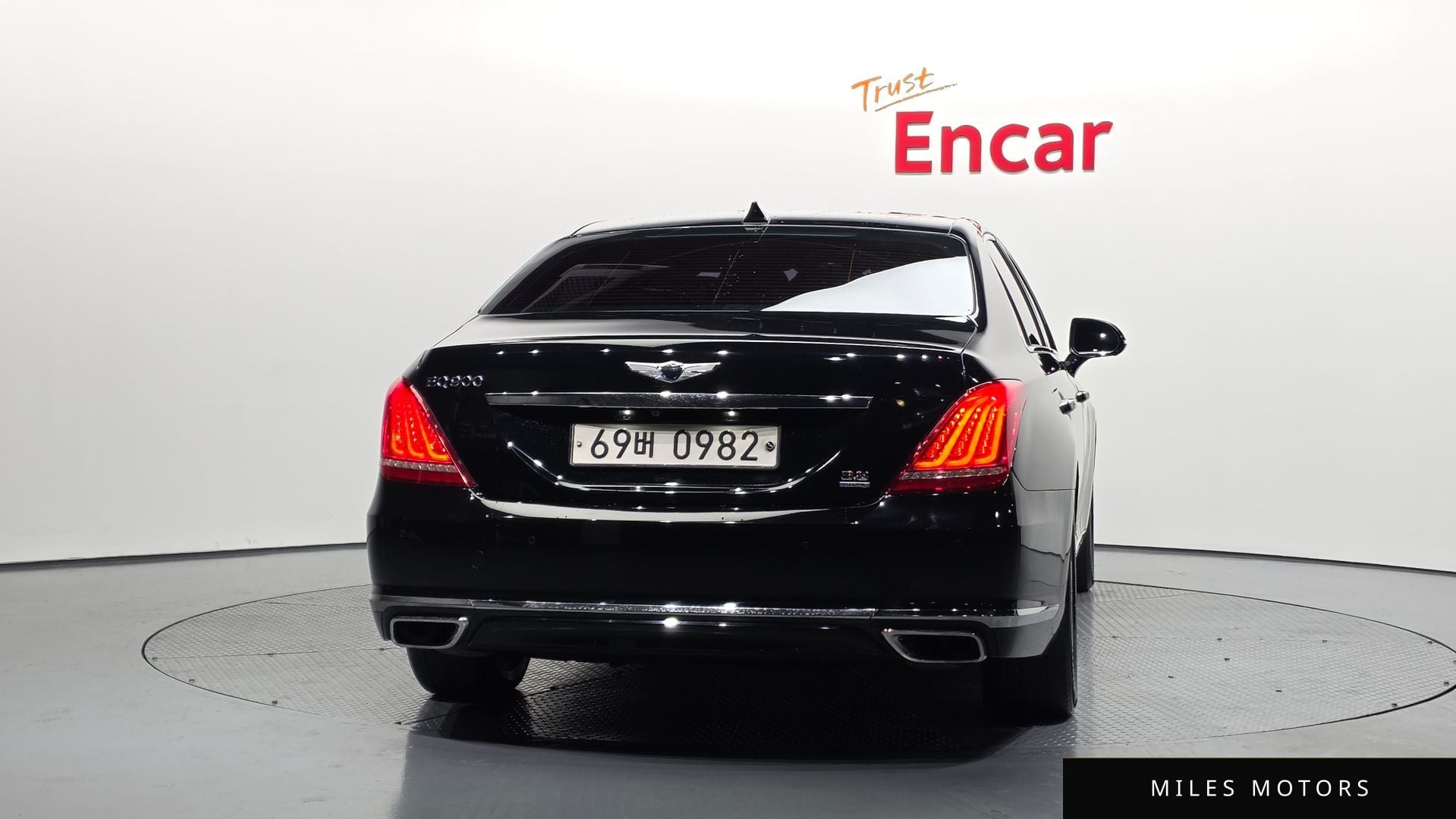 Genesis EQ900 2016 — миниатюра 4
