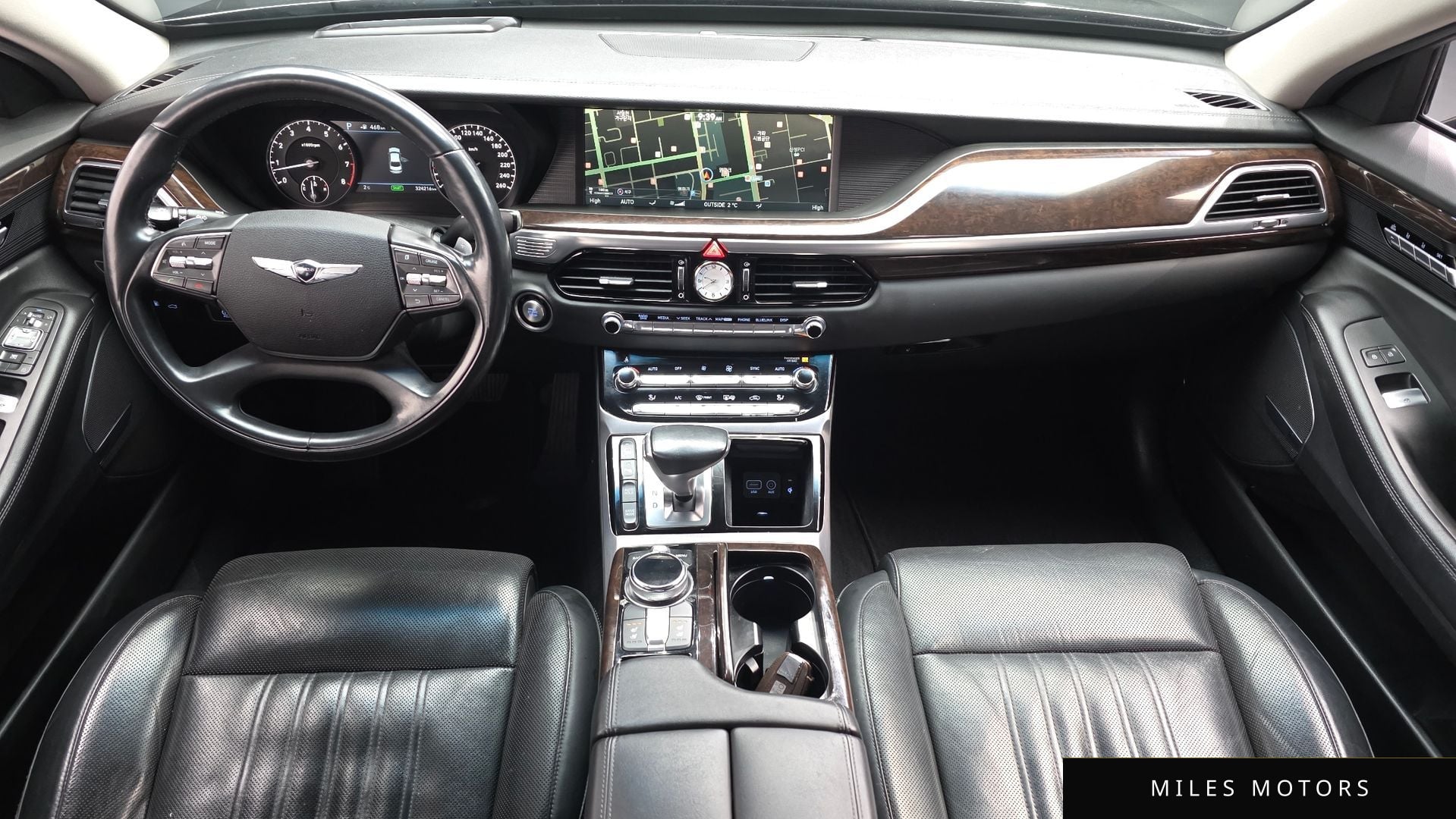 Genesis EQ900 2016 — миниатюра 7