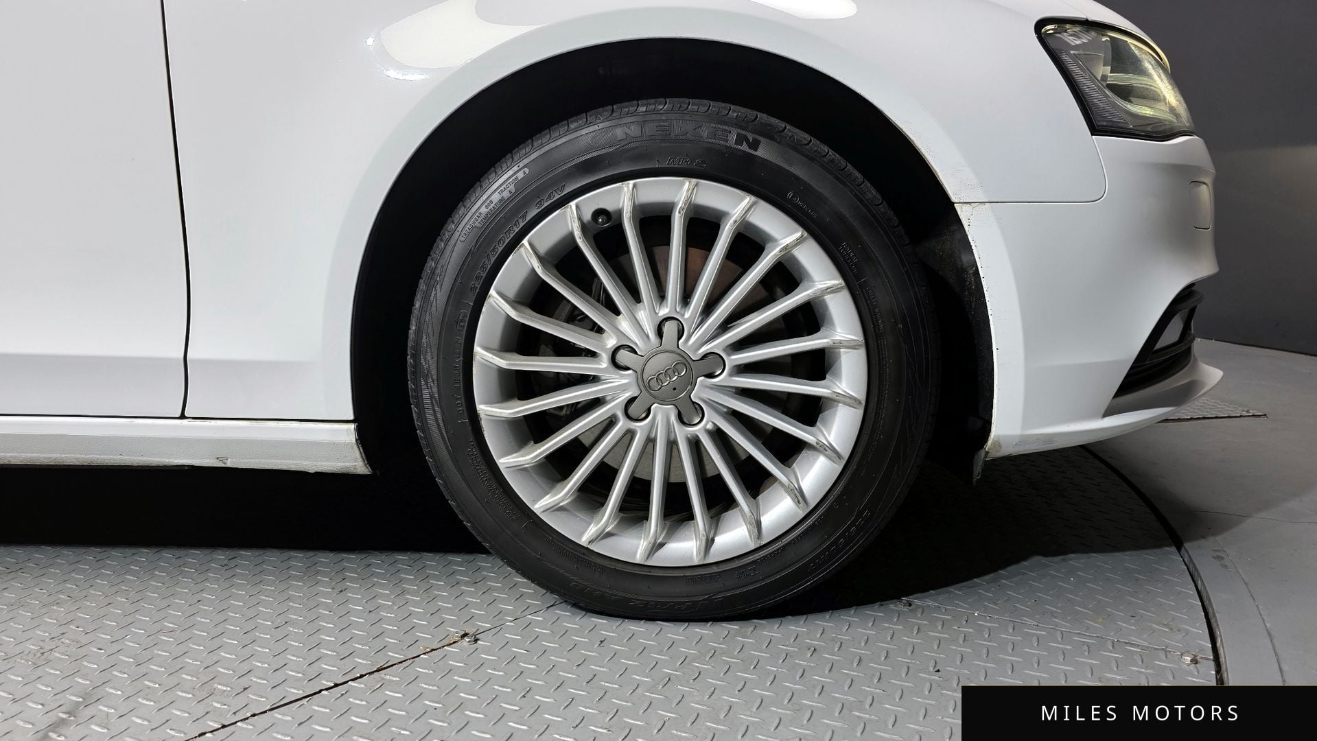 Audi A4 2013 — миниатюра 5