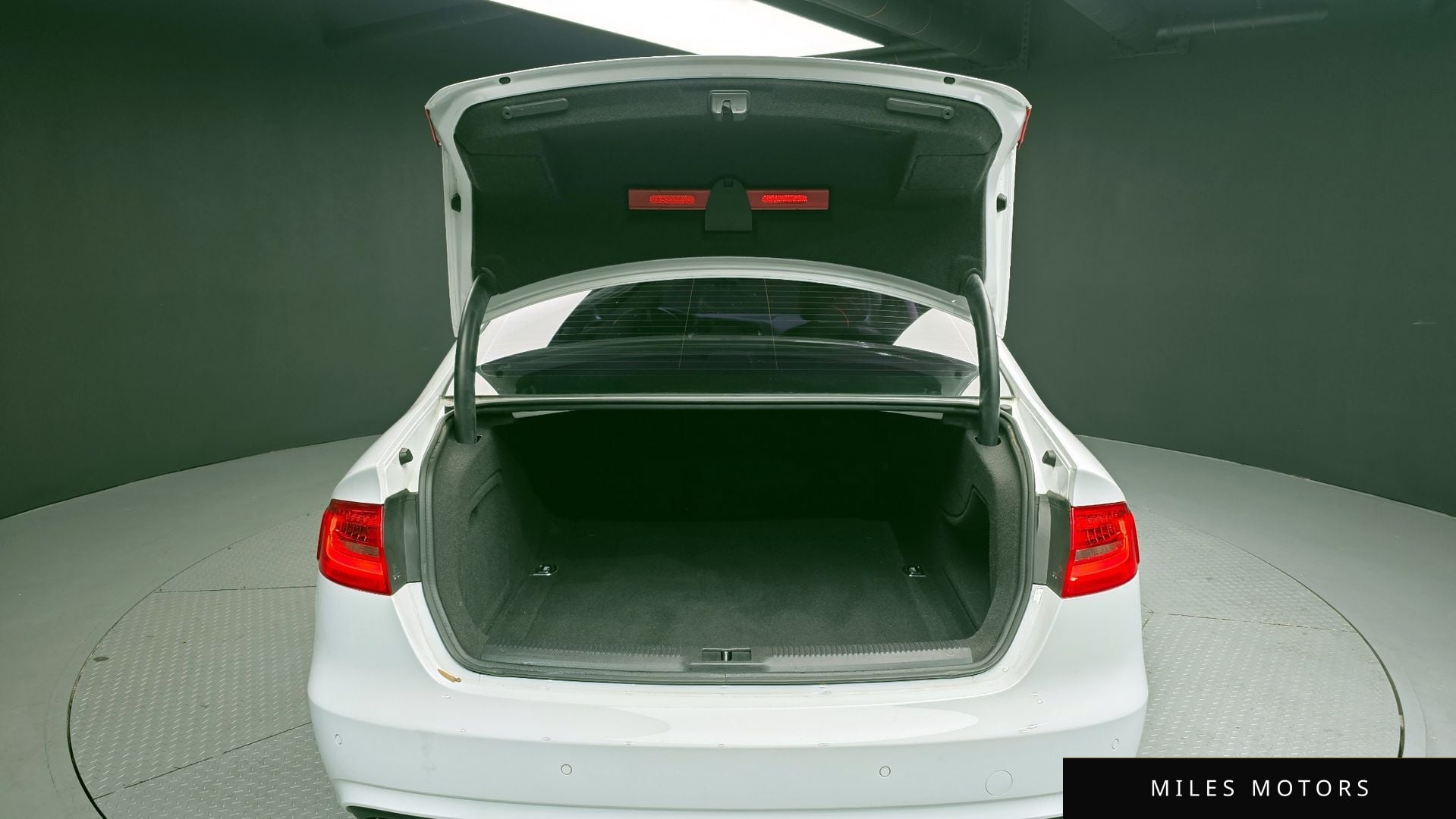 Audi A4 2013 — миниатюра 20