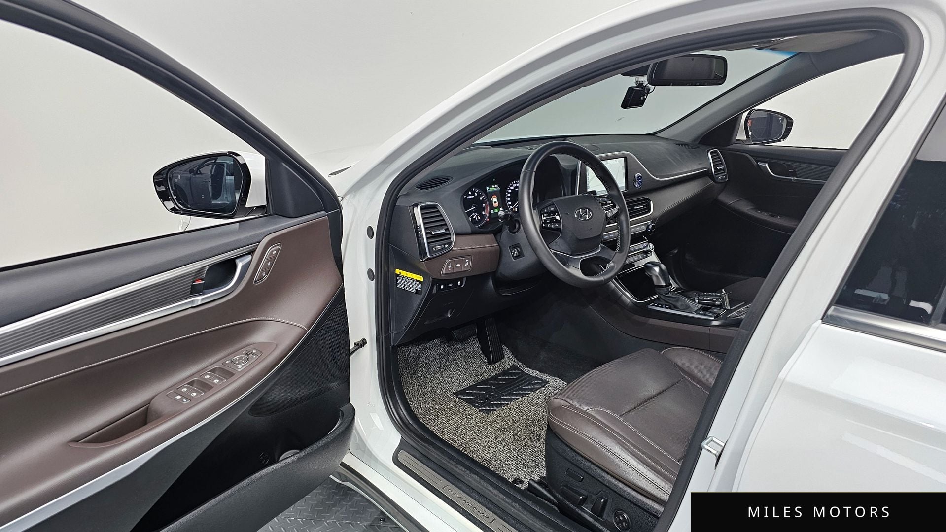 Hyundai Grandeur 2019 — миниатюра 11