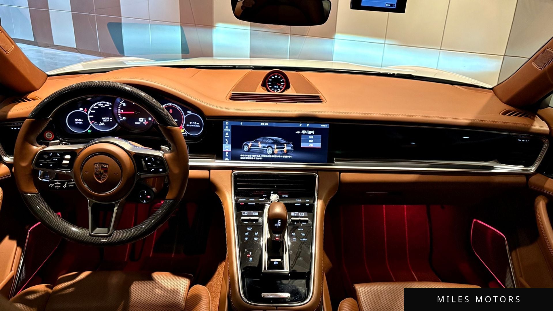 Porsche Panamera 2020 — миниатюра 10