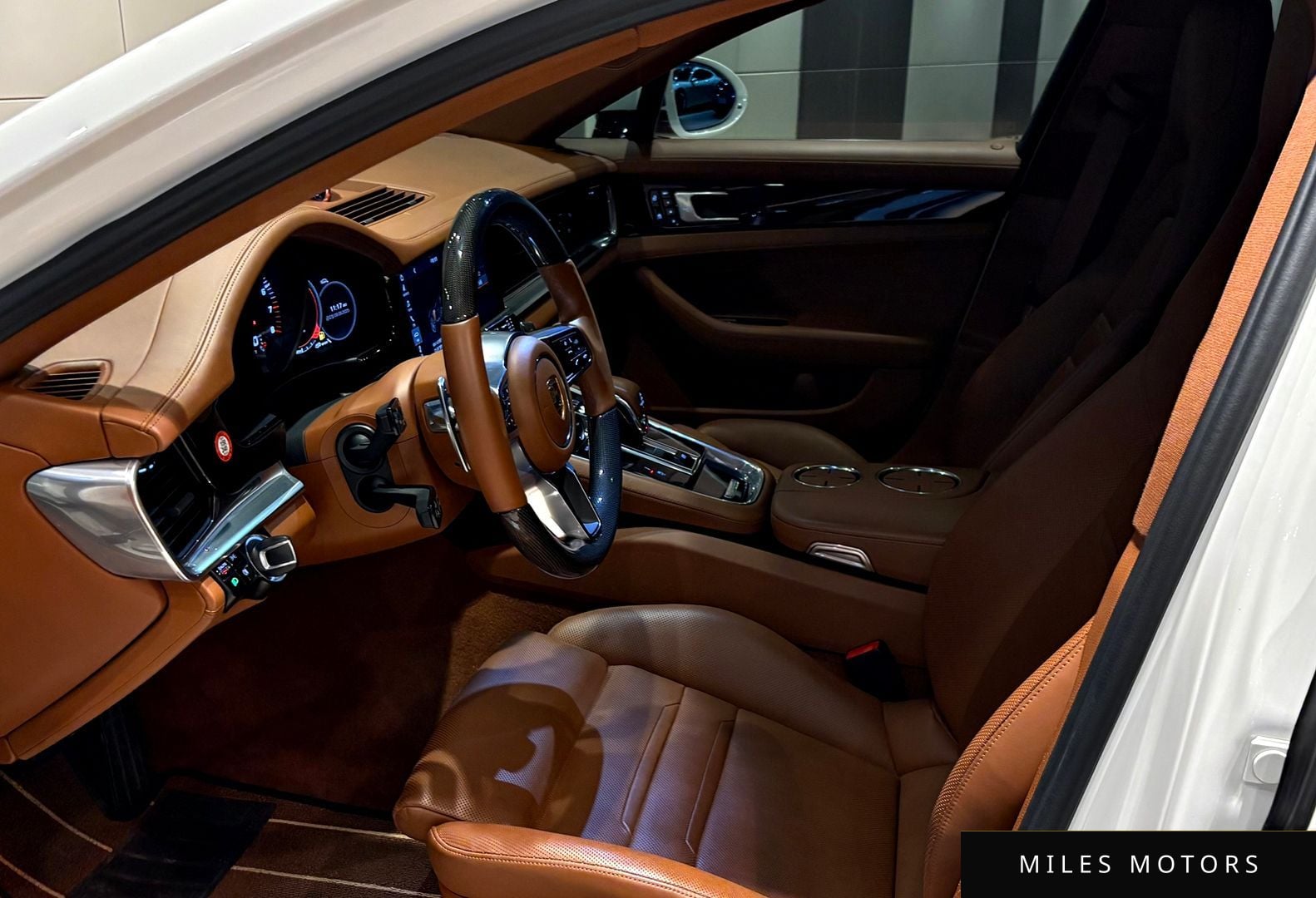 Porsche Panamera 2020 — миниатюра 11