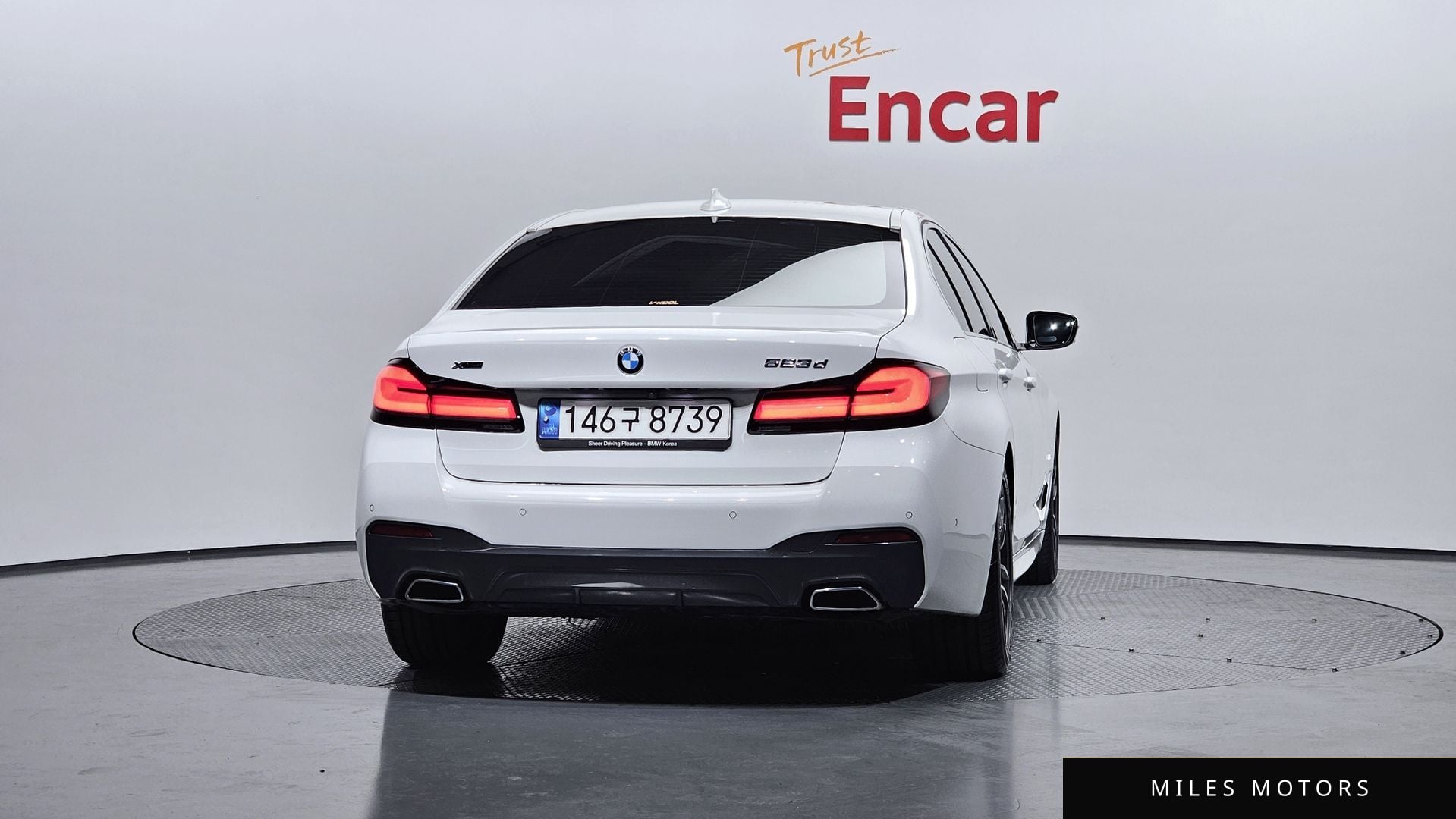 BMW 5 Series (G30) 2023 — миниатюра 4