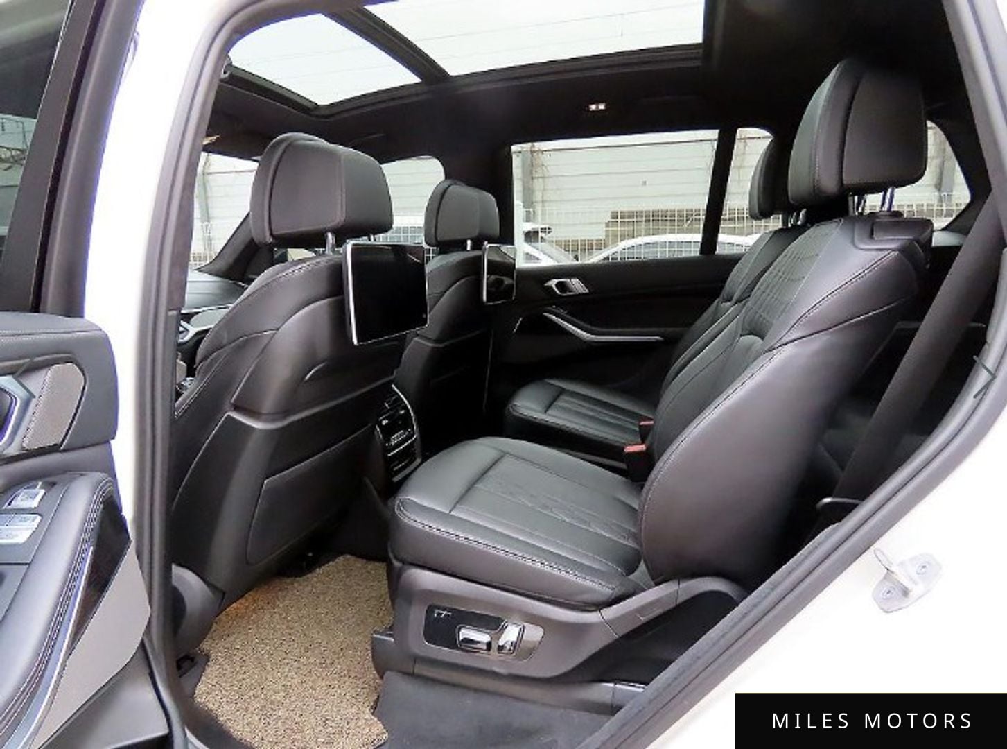 BMW X7 (G07) 2021 — миниатюра 6