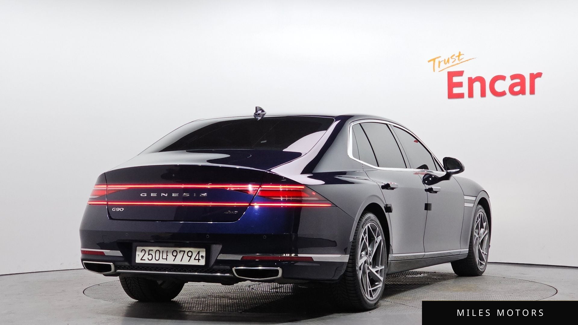 Genesis G90 (RS4) 2023 — миниатюра 2