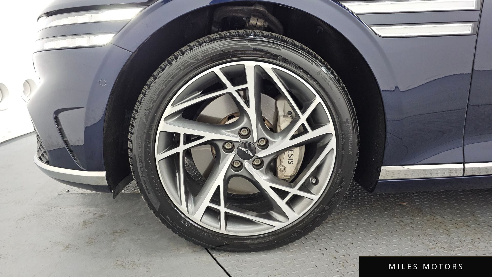 Genesis G90 (RS4) 2023 — миниатюра 5