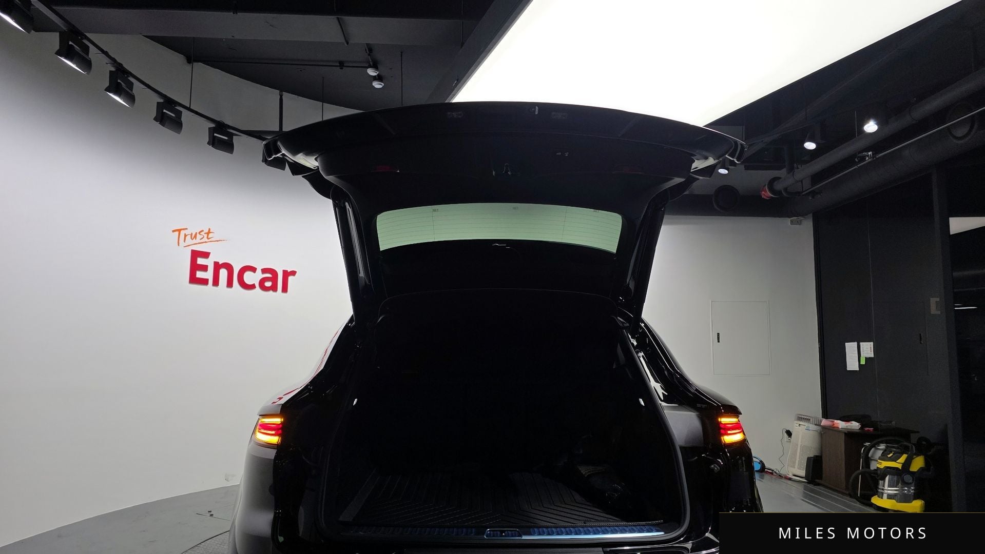 Porsche 카이엔 (PO536) 2024 — миниатюра 20