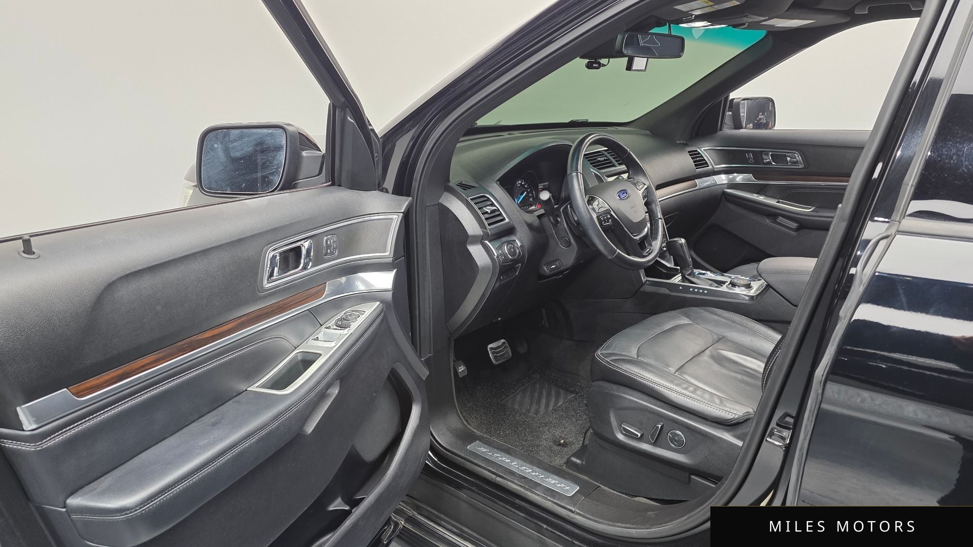 Ford Explorer 2017 — миниатюра 11