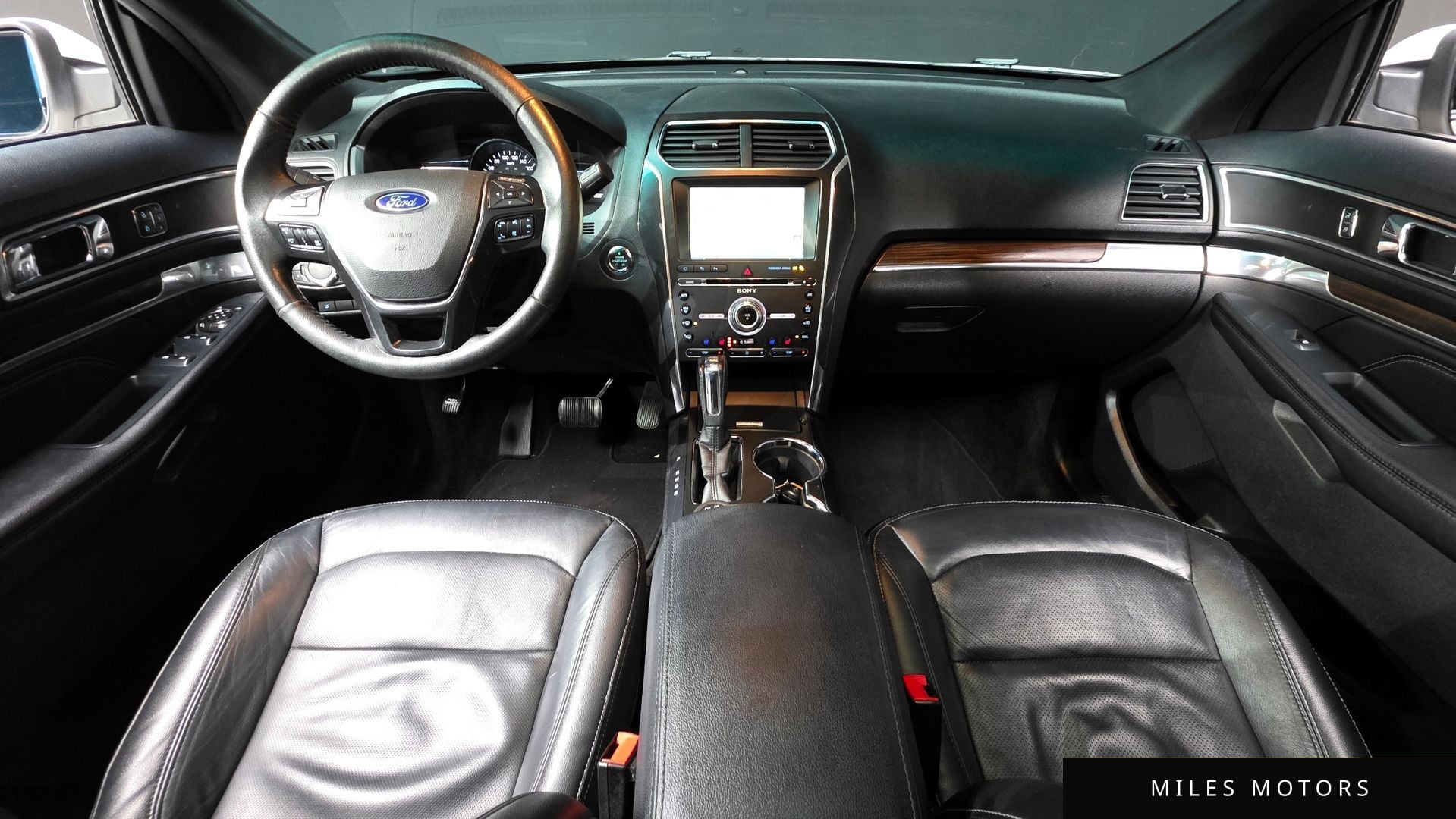 Ford Explorer 2016 — миниатюра 7