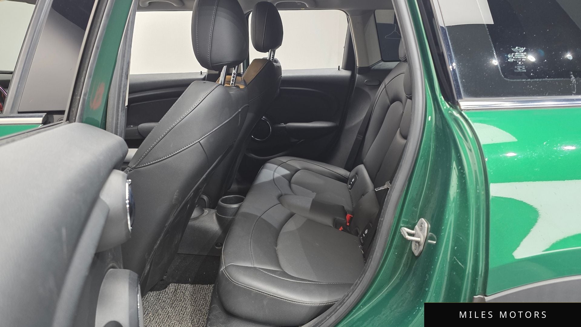 MINI 쿠퍼 2021 — миниатюра 12