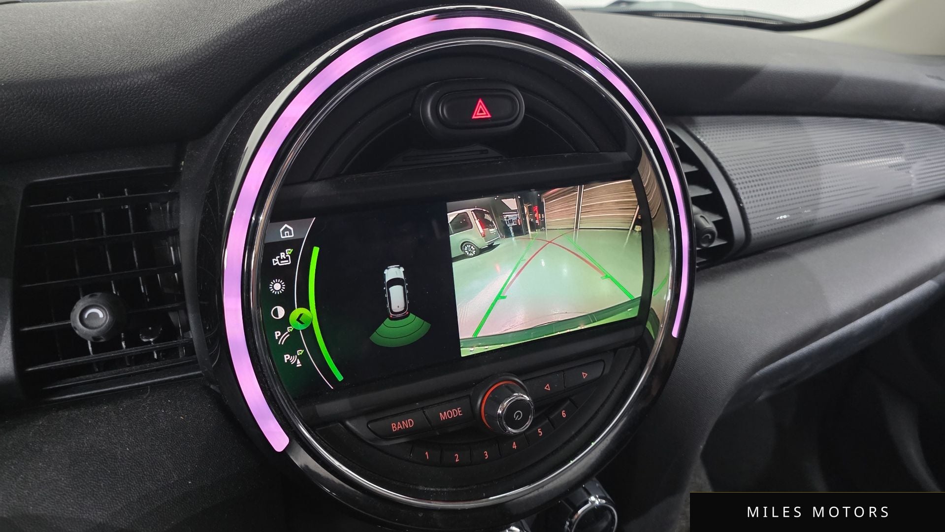 MINI 쿠퍼 2021 — миниатюра 14