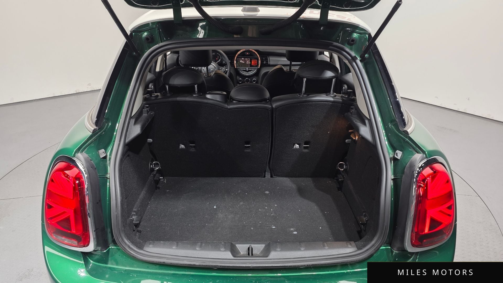 MINI 쿠퍼 2021 — миниатюра 20