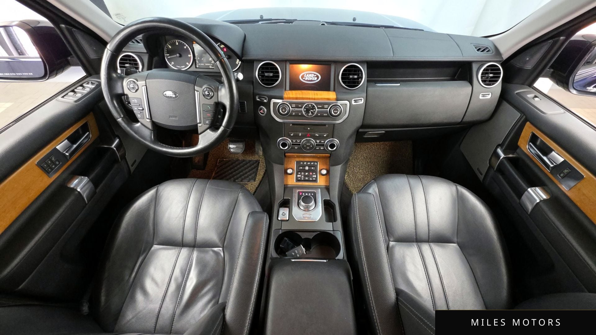 Land Rover Discovery 2015 — миниатюра 7