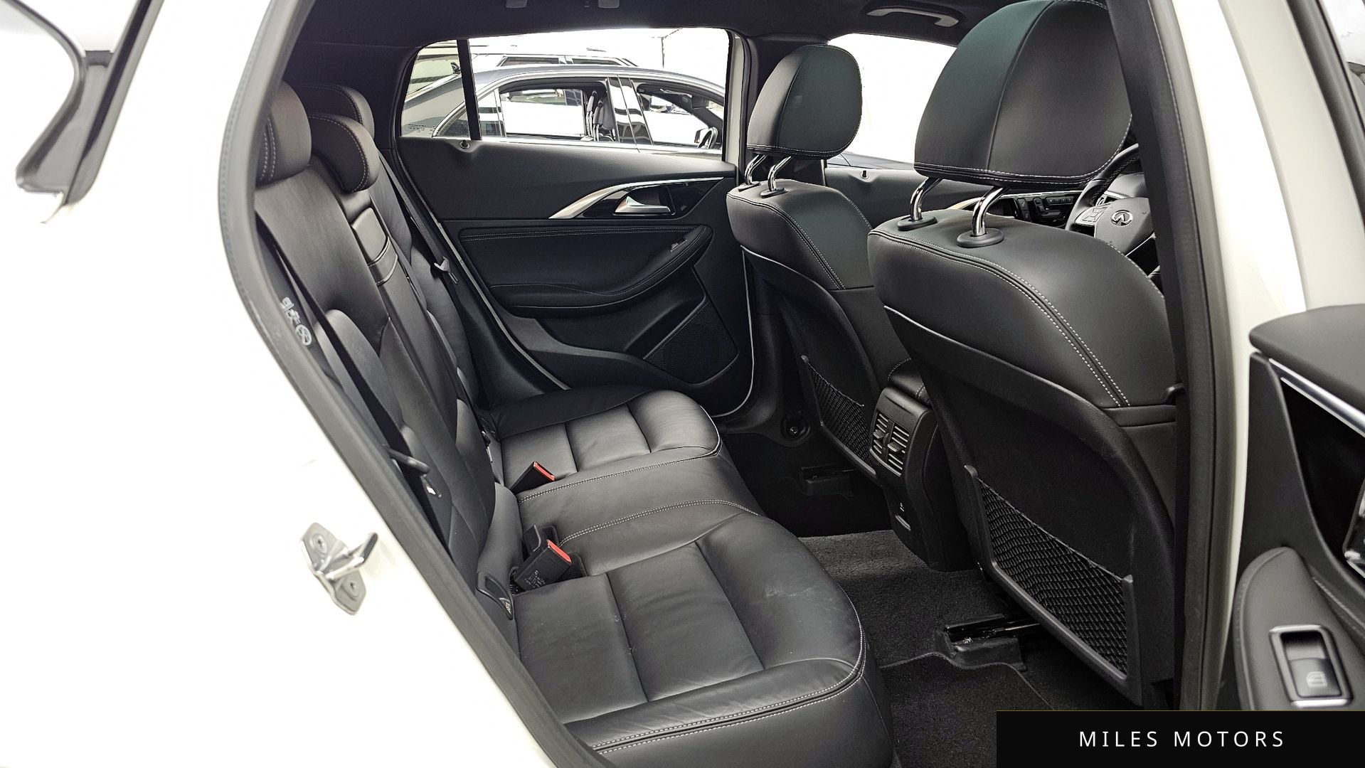 Infiniti Q30 2019 — миниатюра 12
