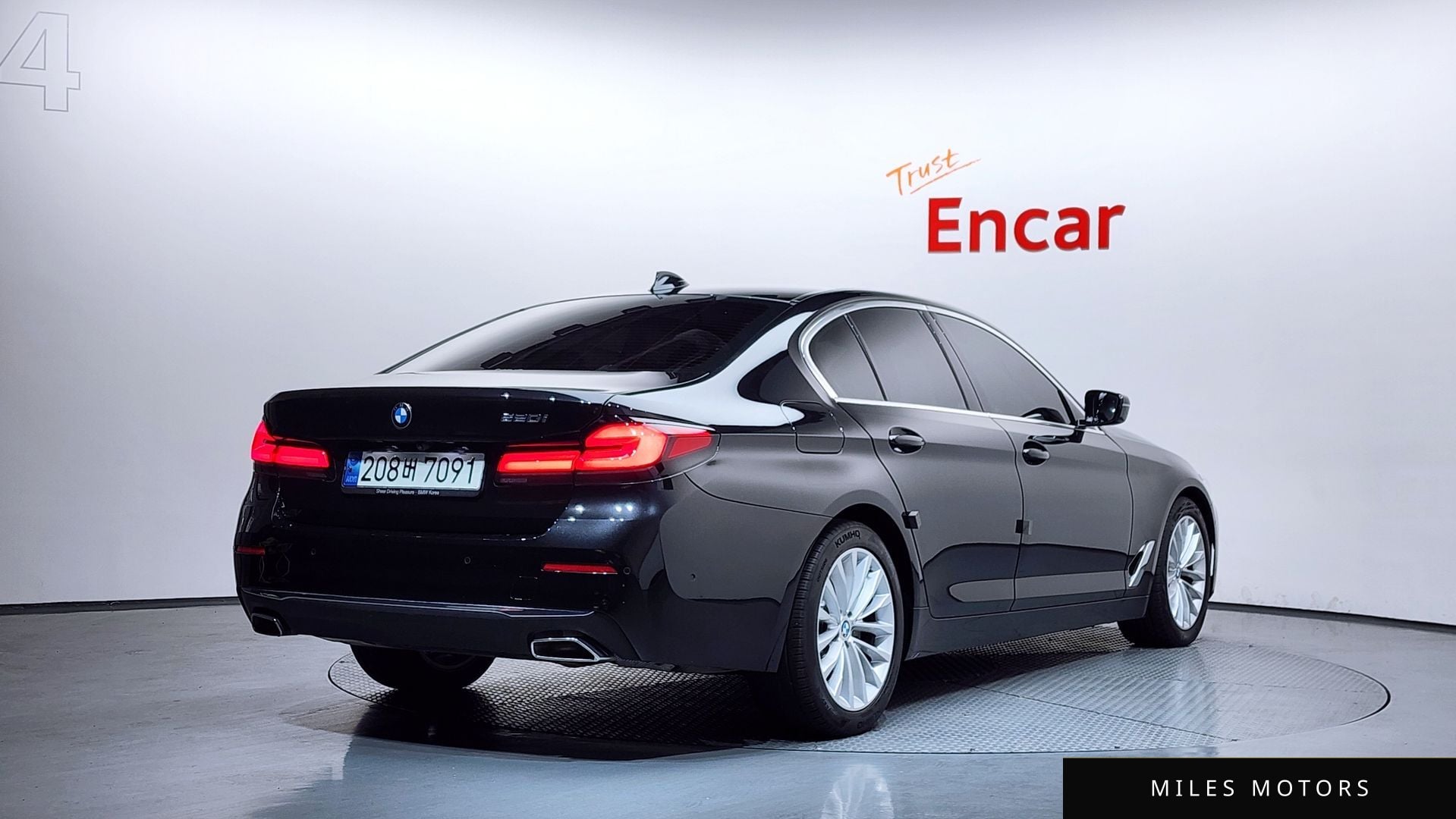 BMW 5 Series (G30) 2022 — миниатюра 2