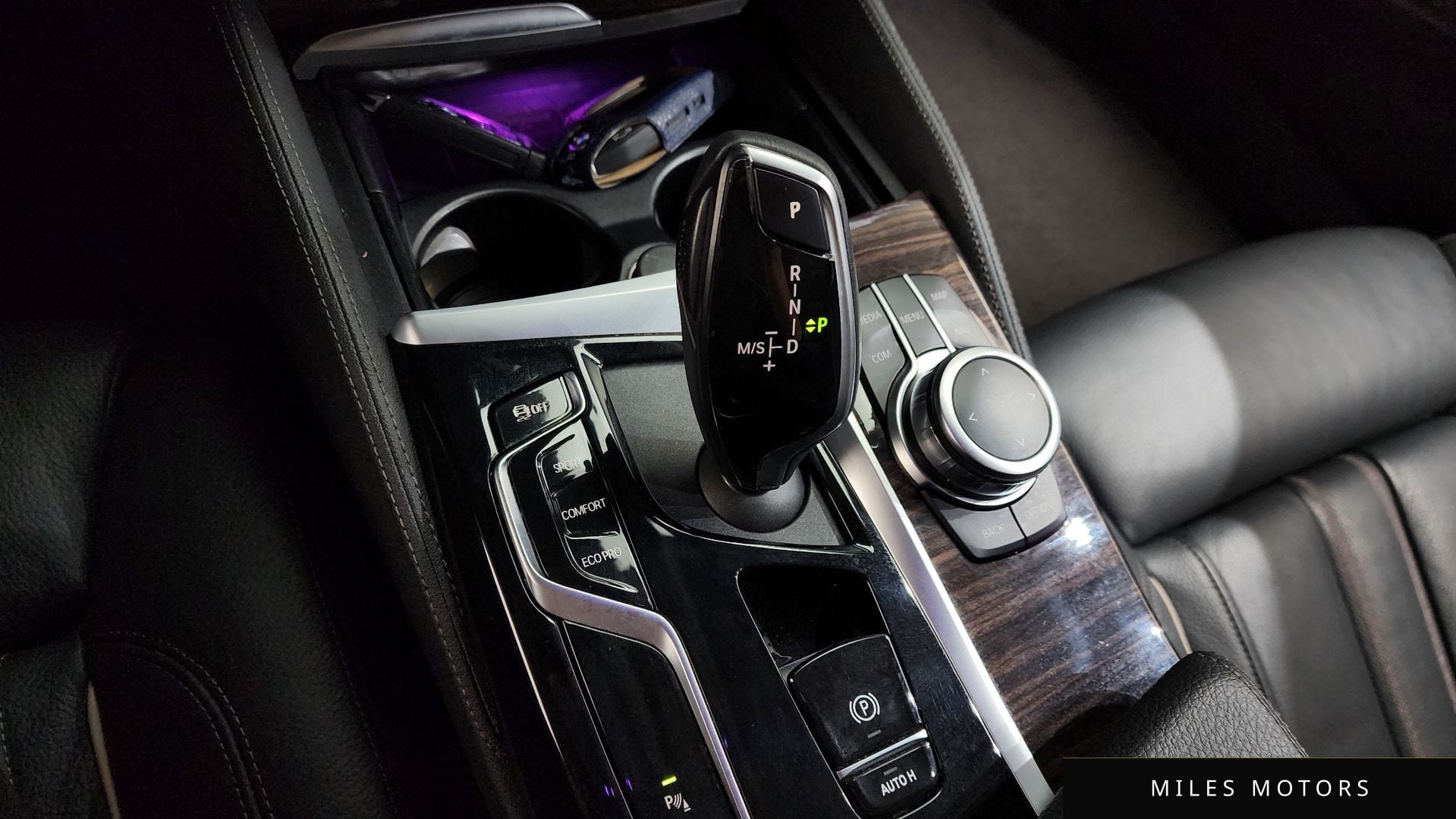 BMW 5 Series (G30) 2022 — миниатюра 9