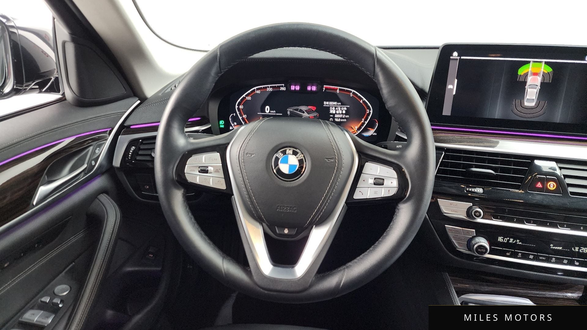 BMW 5 Series (G30) 2022 — миниатюра 13