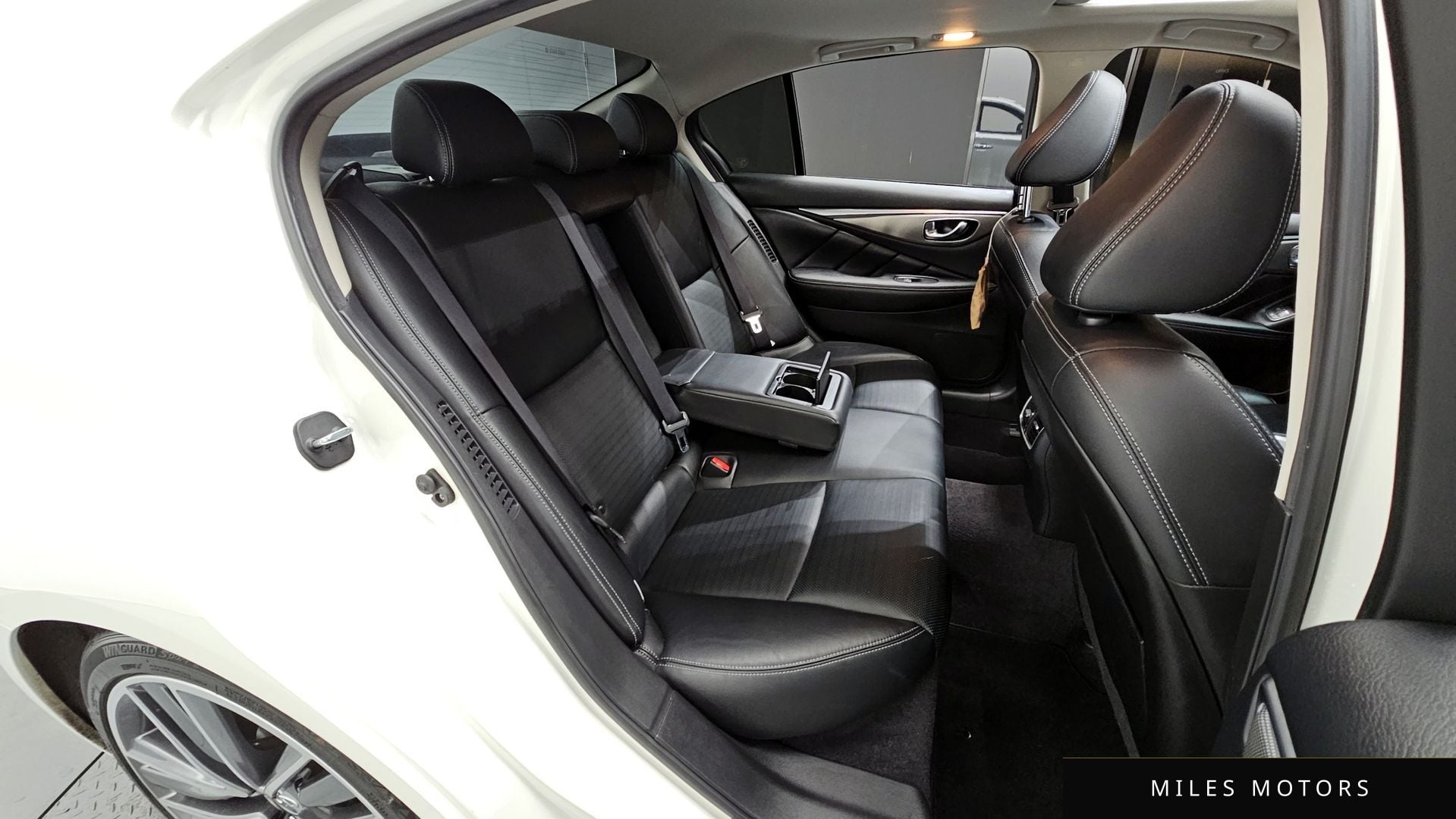 Infiniti Q50 2016 — миниатюра 12