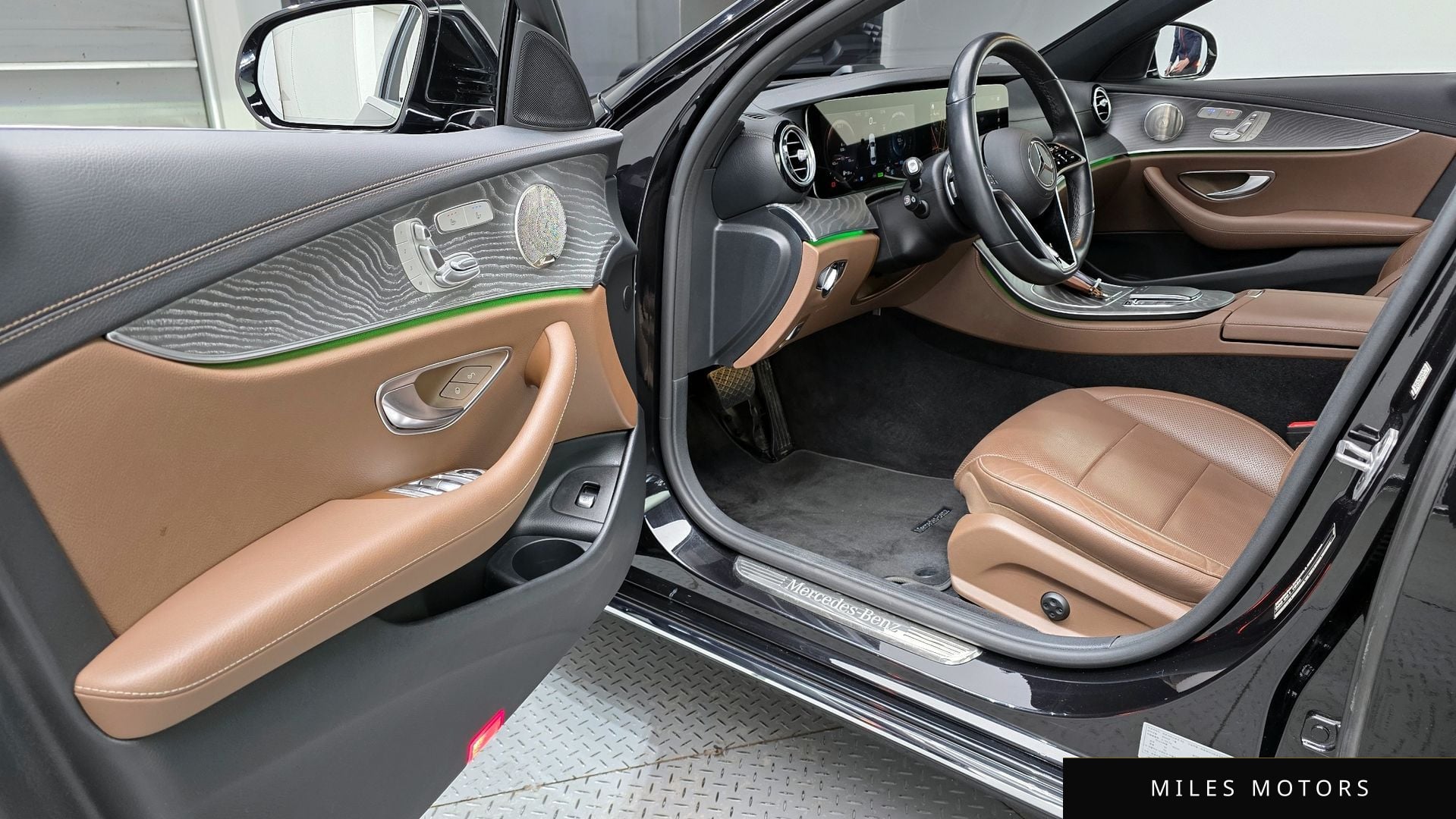 Mercedes-Benz E-Class W213 2023 — миниатюра 11