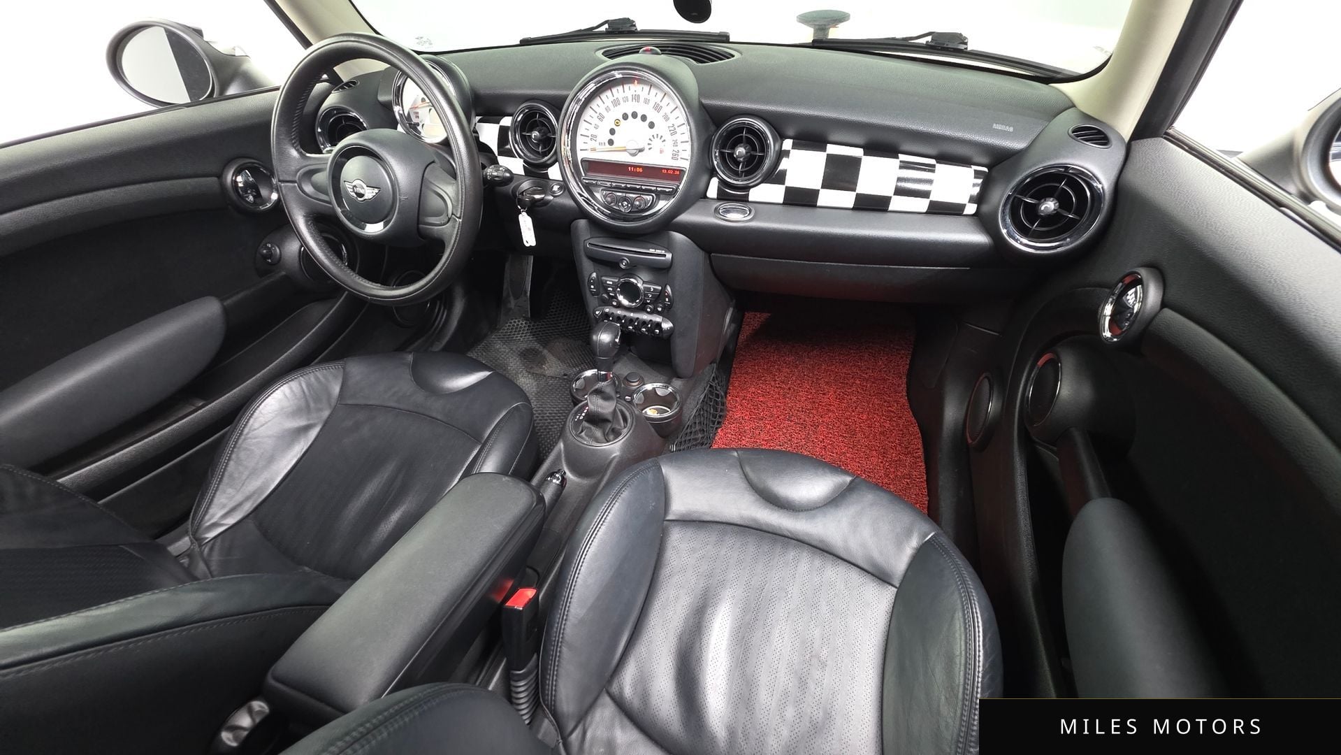 MINI Cooper 2011 — миниатюра 7