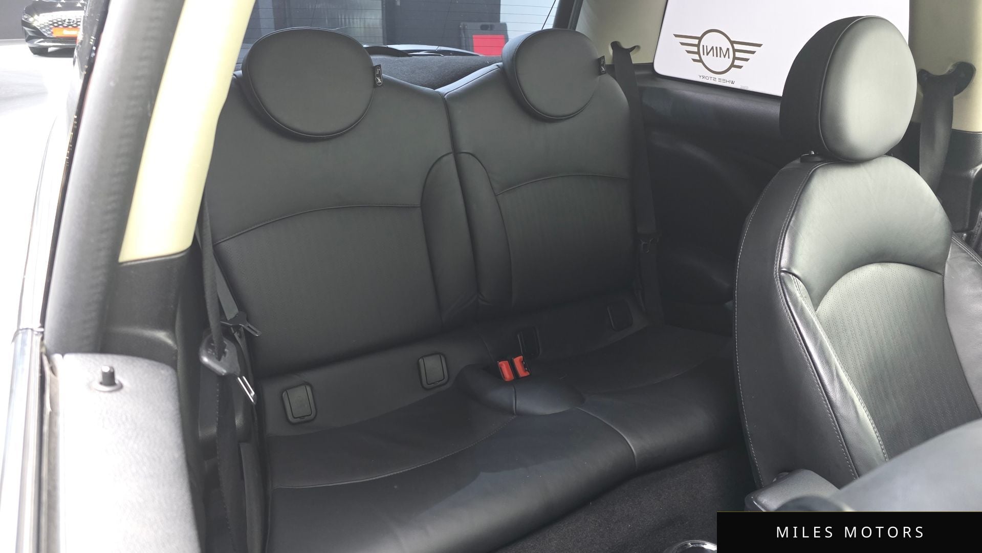 MINI Cooper 2011 — миниатюра 12